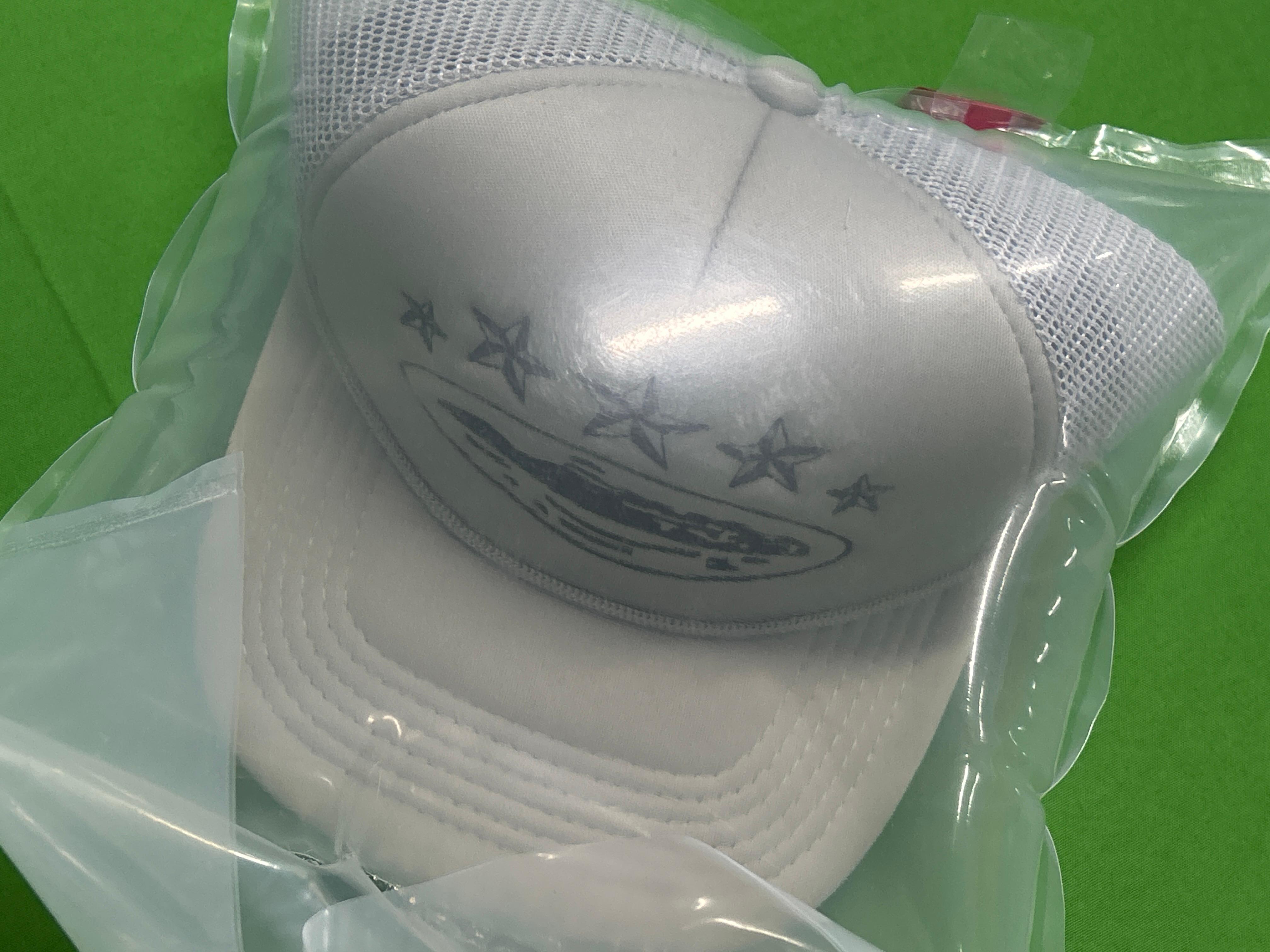 Foto QC 3 de Corteiz Cruise Star Trucker Hat Black