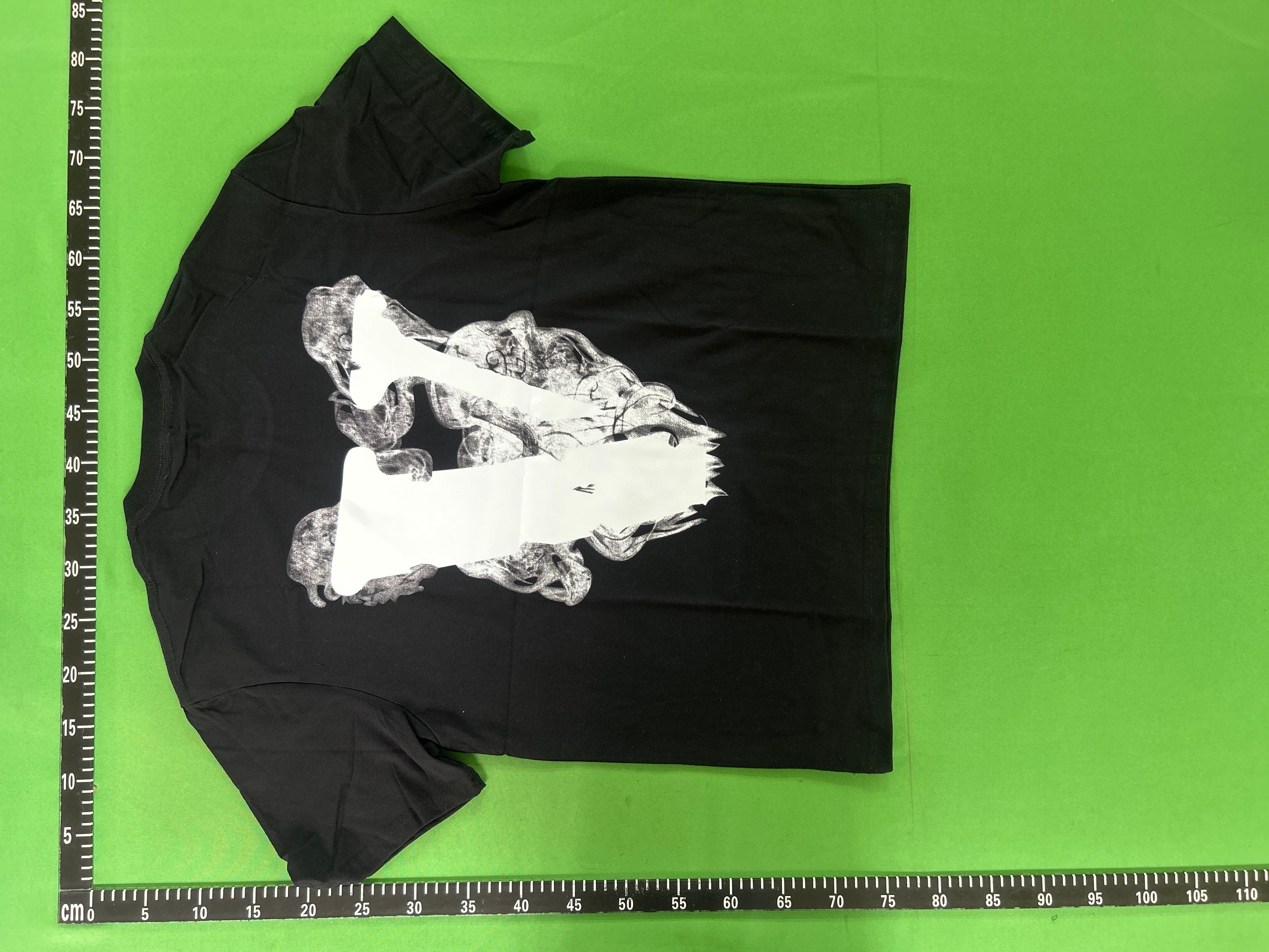 Foto QC 8 de Vlone 3M Reflective V Logo T-shirt Black