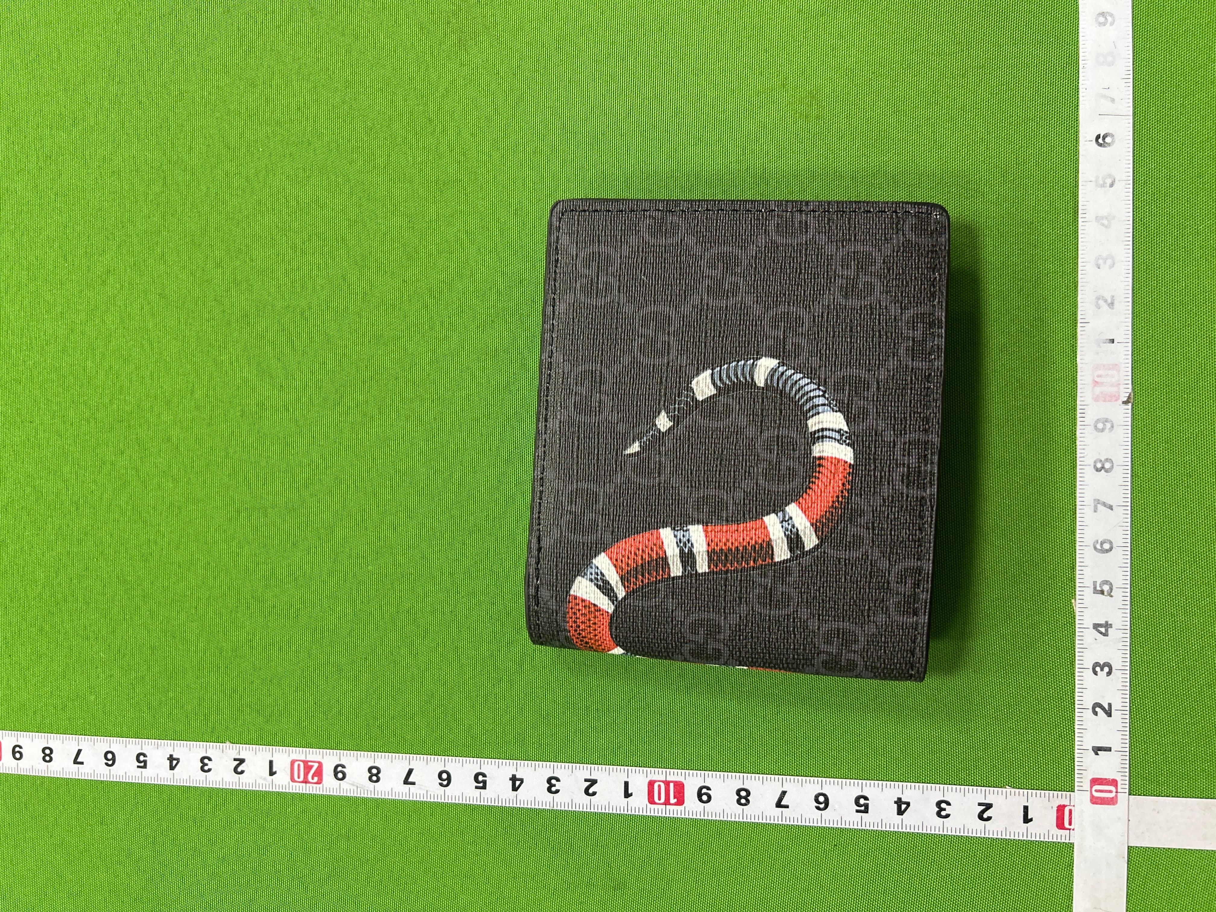 Foto QC 8 de Louis Vuitton Supreme Slender Wallet Epi Black