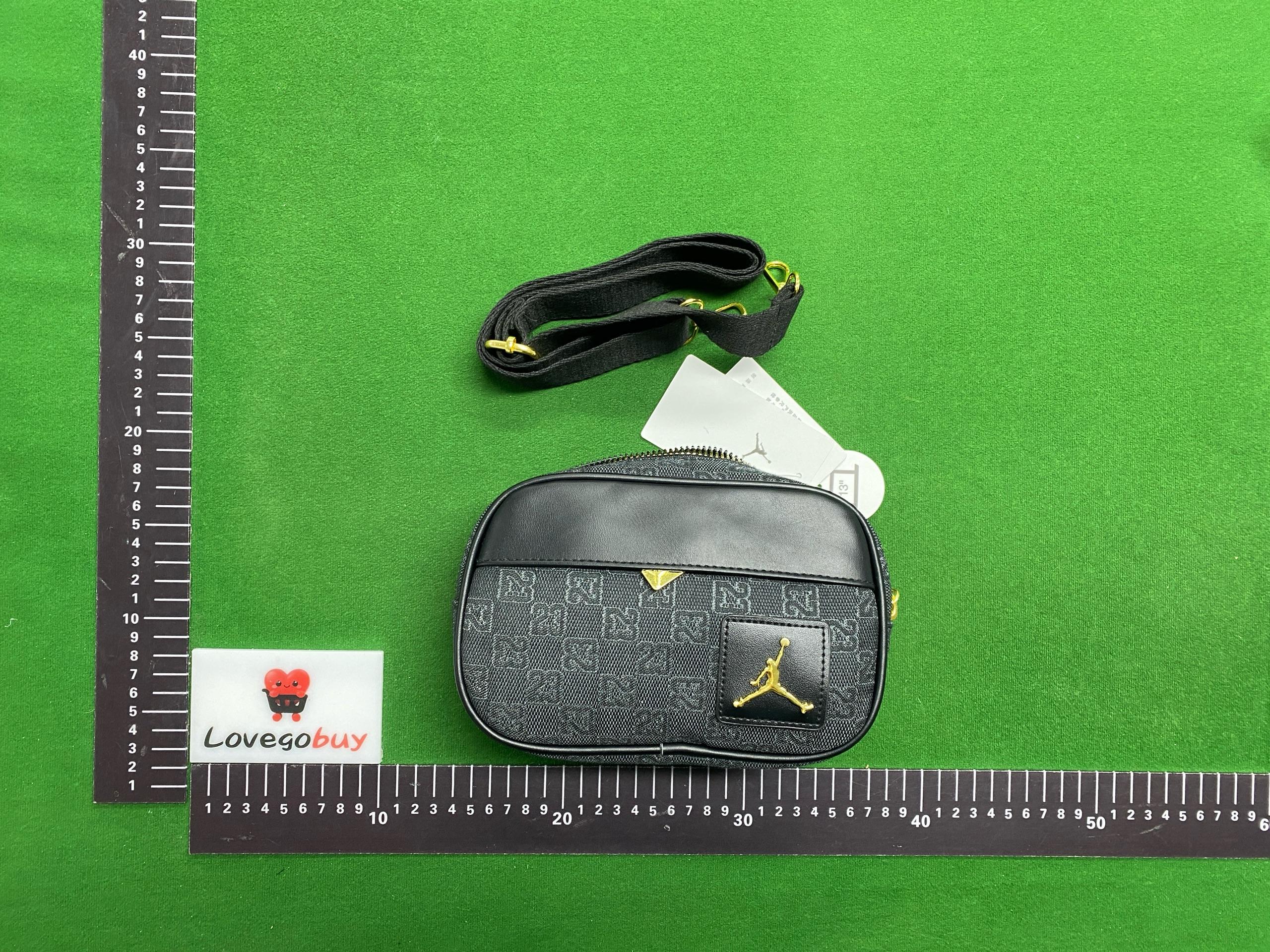 Foto QC 2 de Jordan Crossbody Bag Black