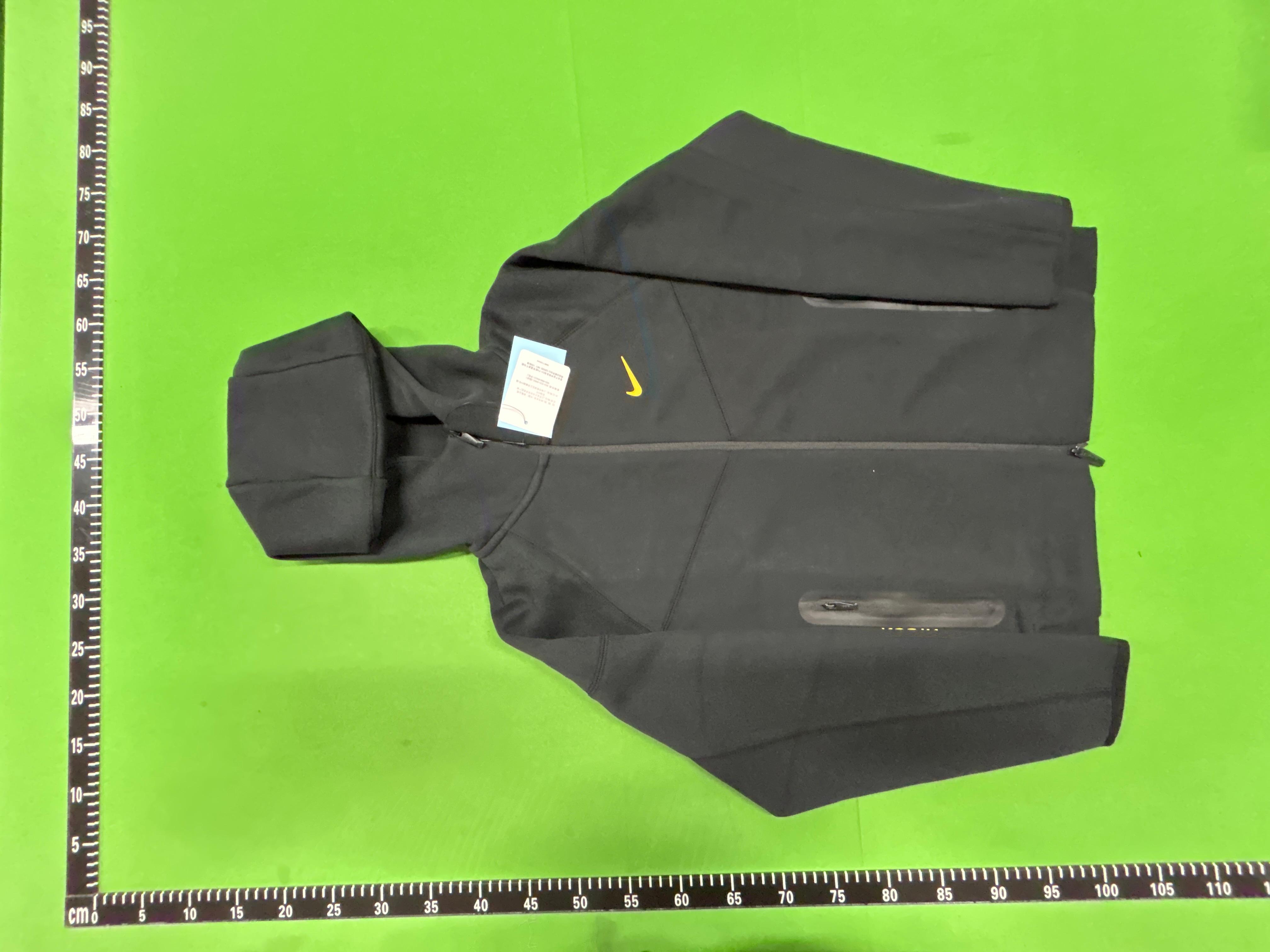 Foto QC 8 de Nike NOCTA Air Layer Hooded Jacket Red