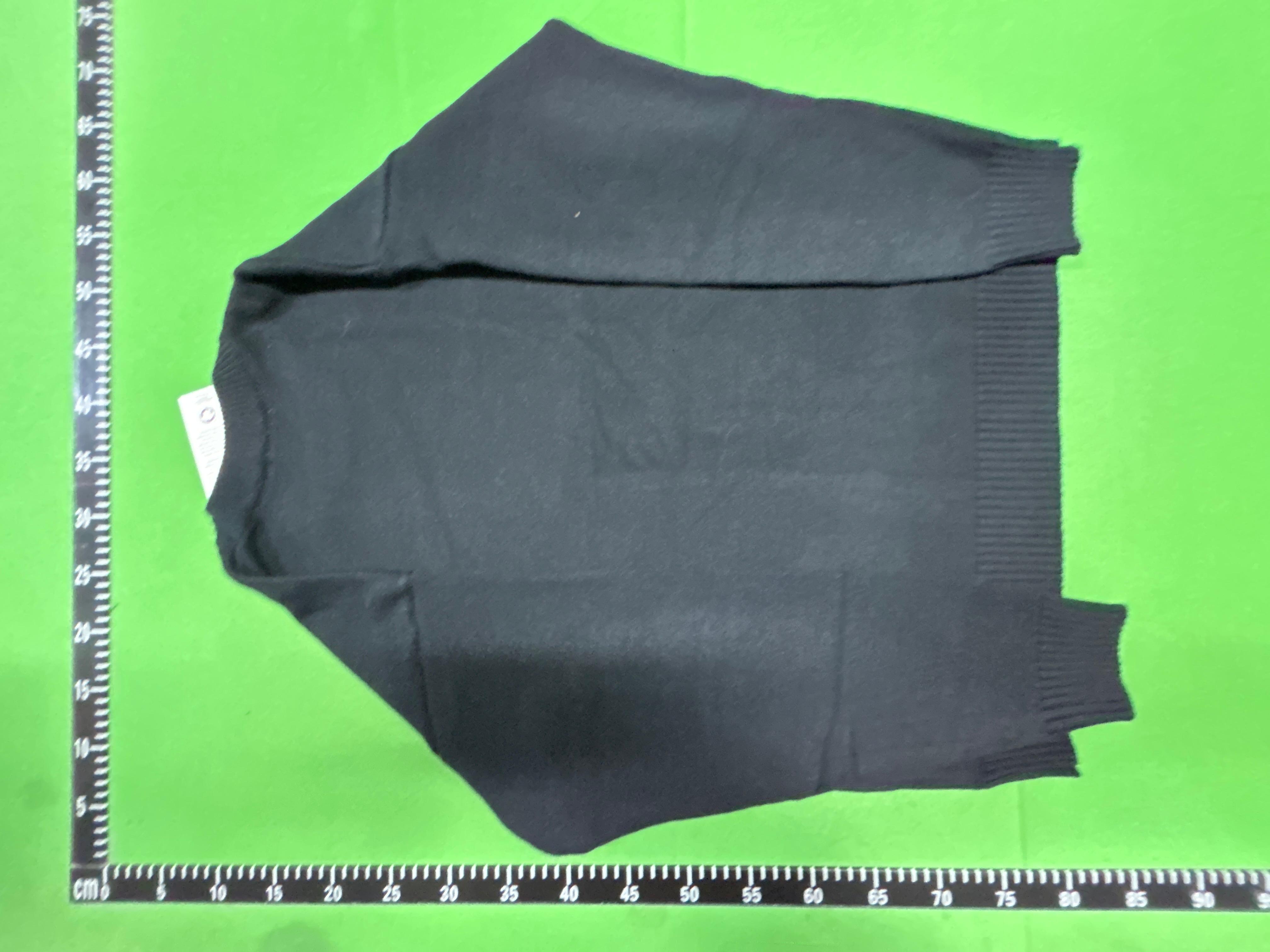 Foto QC 4 de Ami Paris Ami de Coeur Crewneck Sweater Black