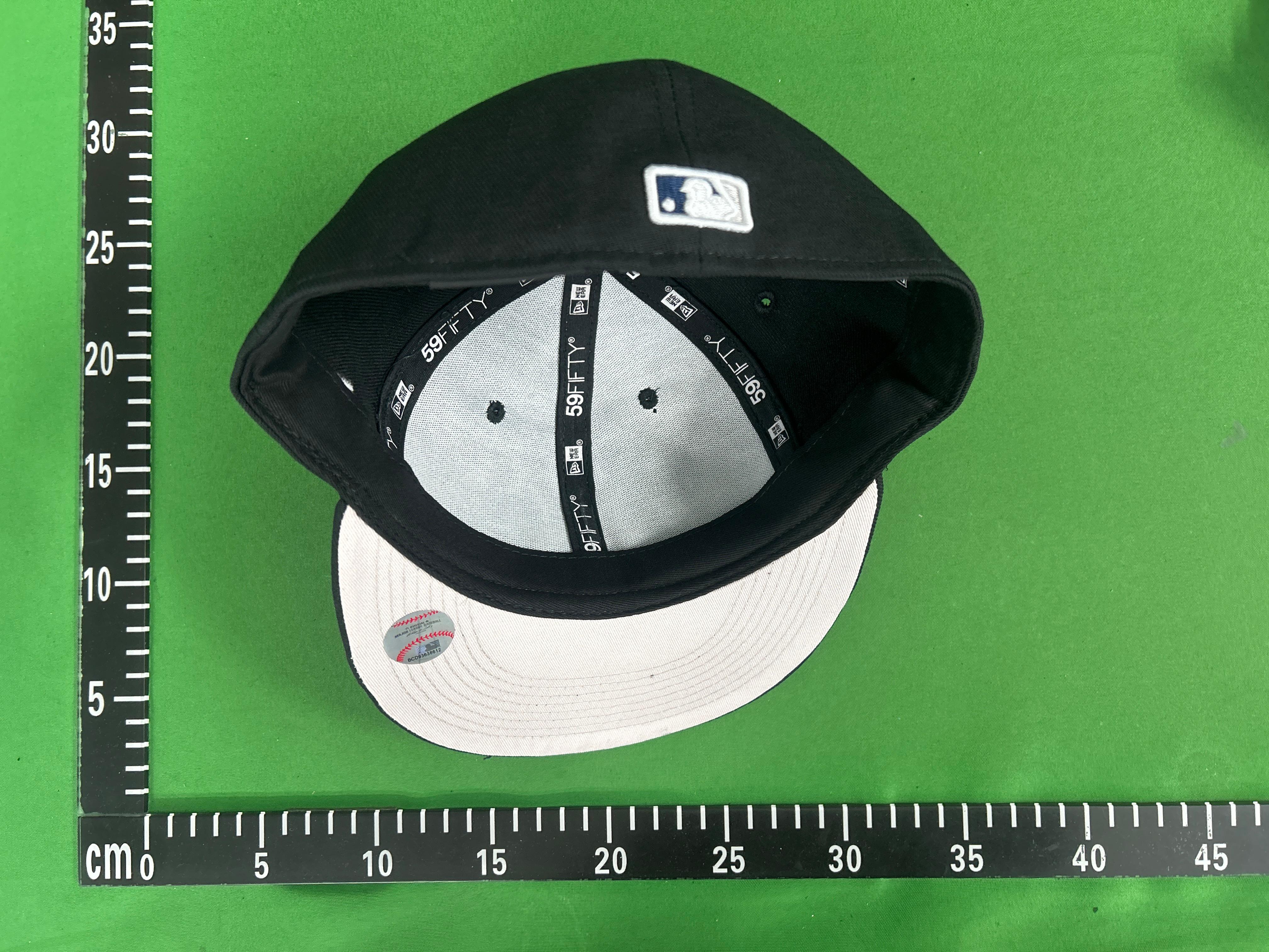 Foto QC 2 de Supreme New York Yankees New Era Multi Logo Cap Black