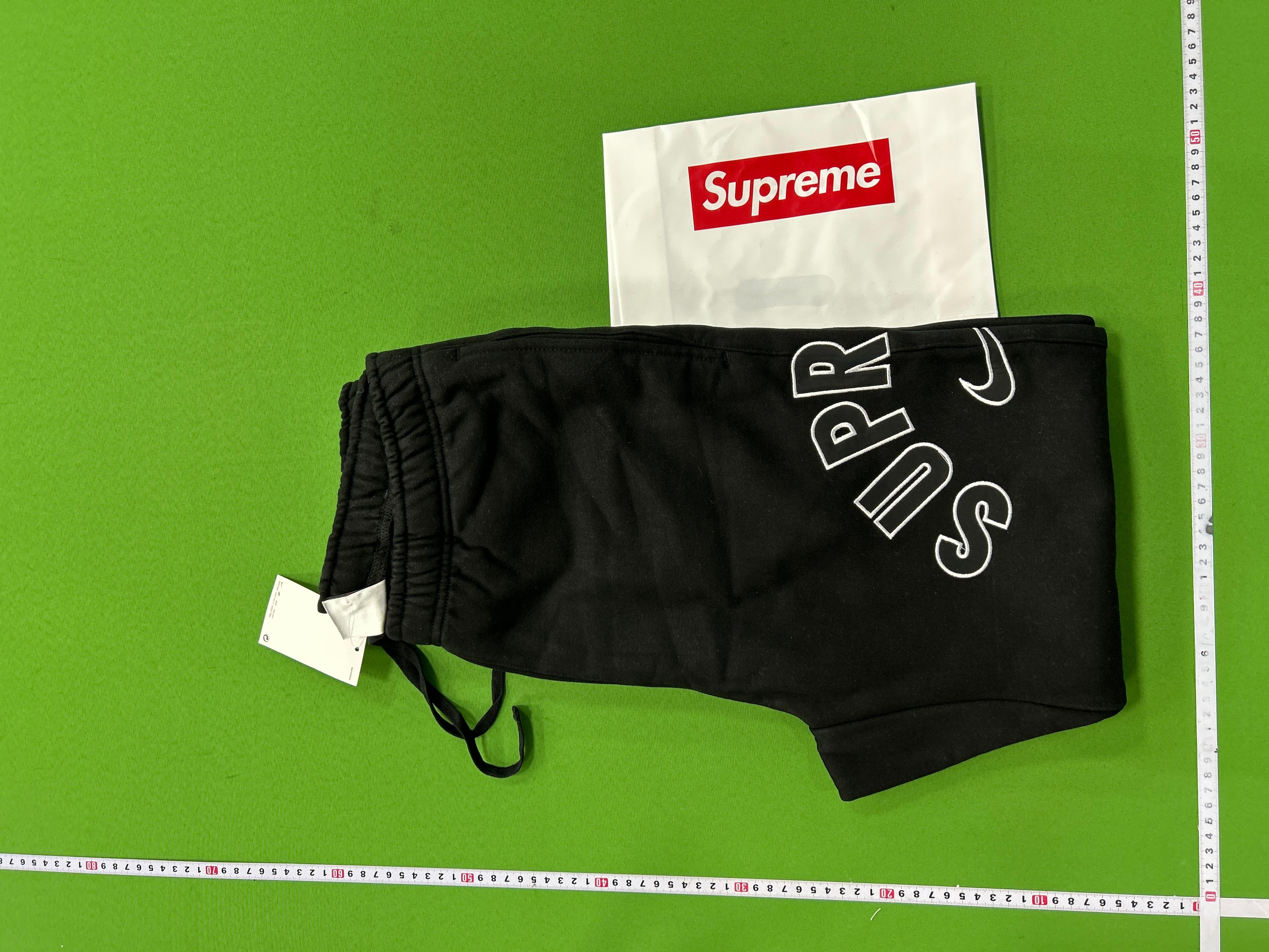 Foto QC 1 de Supreme Satin Applique Hooded Sweater Dark Green