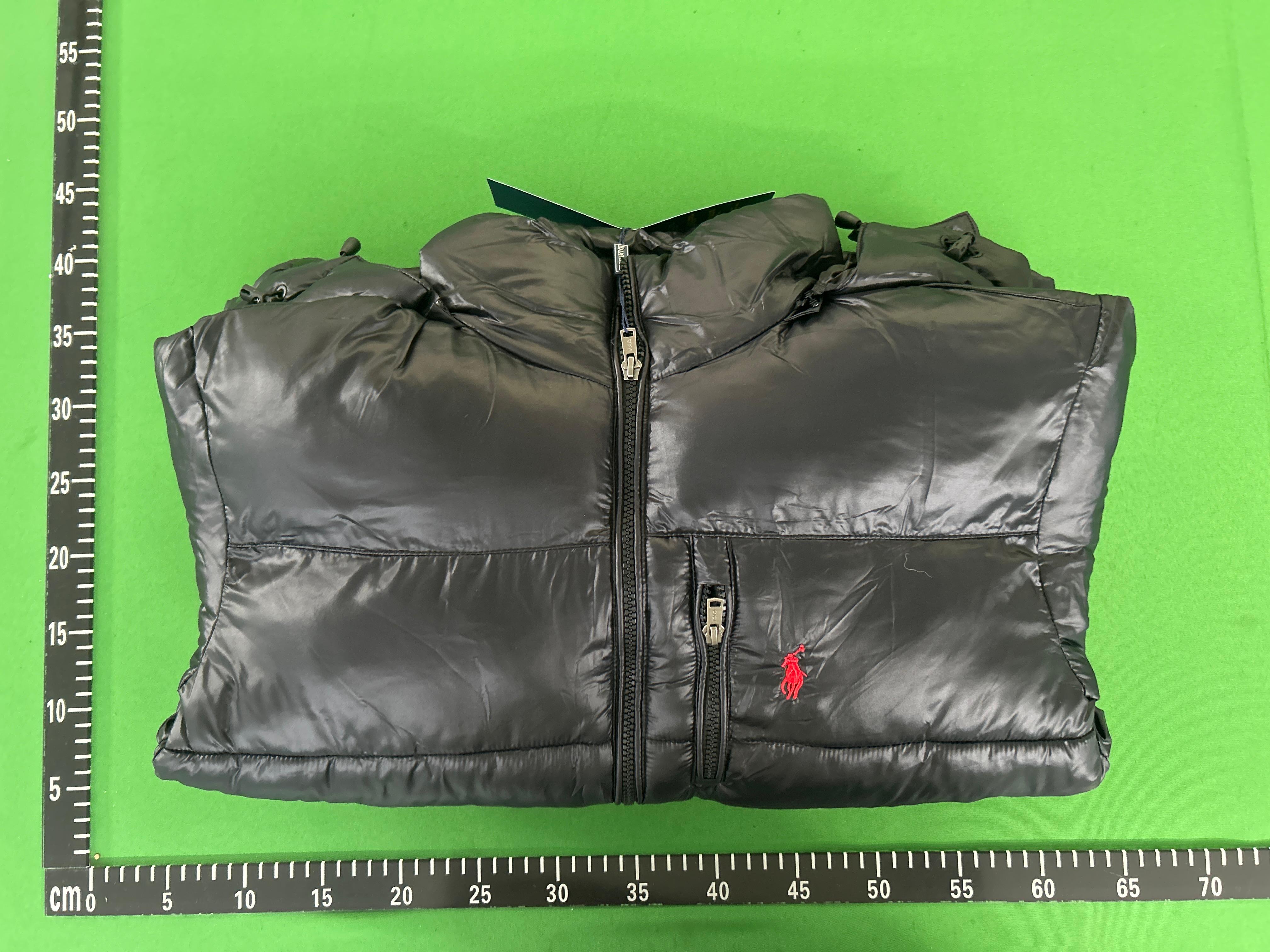 Foto QC 5 de Moncler Montcla Puffer Jacket Down Black