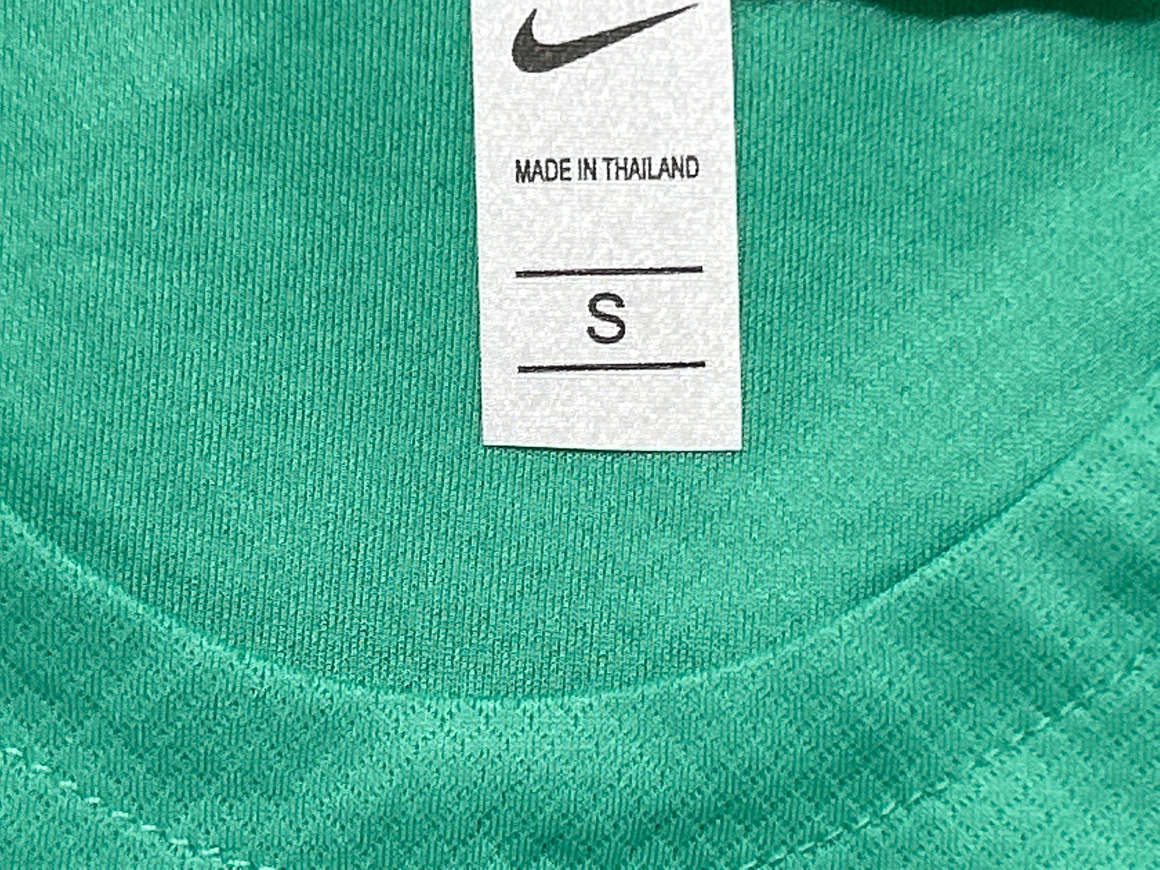 Foto QC 6 de Nike x Manchester United Retro 2007/08 Home Jersey Red