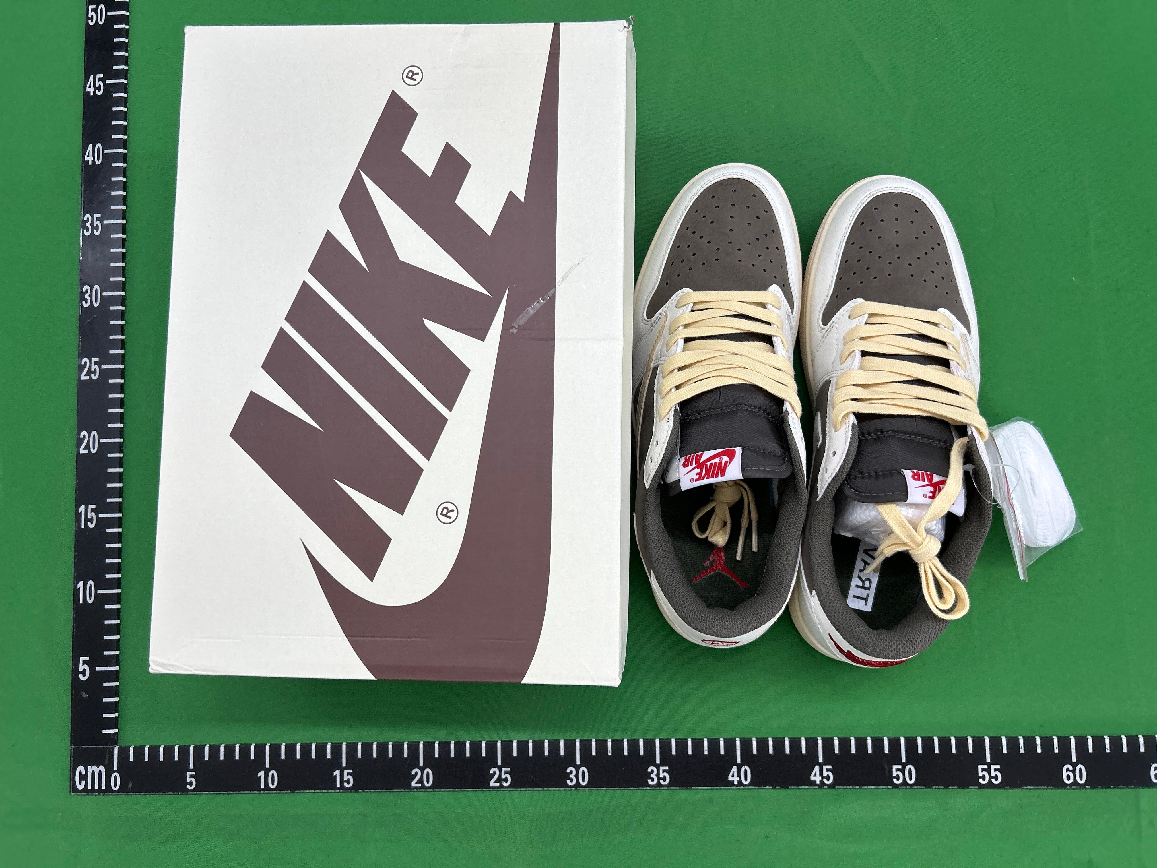 Foto QC 3 de Jordan 1 Retro Low OG SP Travis Scott Black Phantom DM7866-001