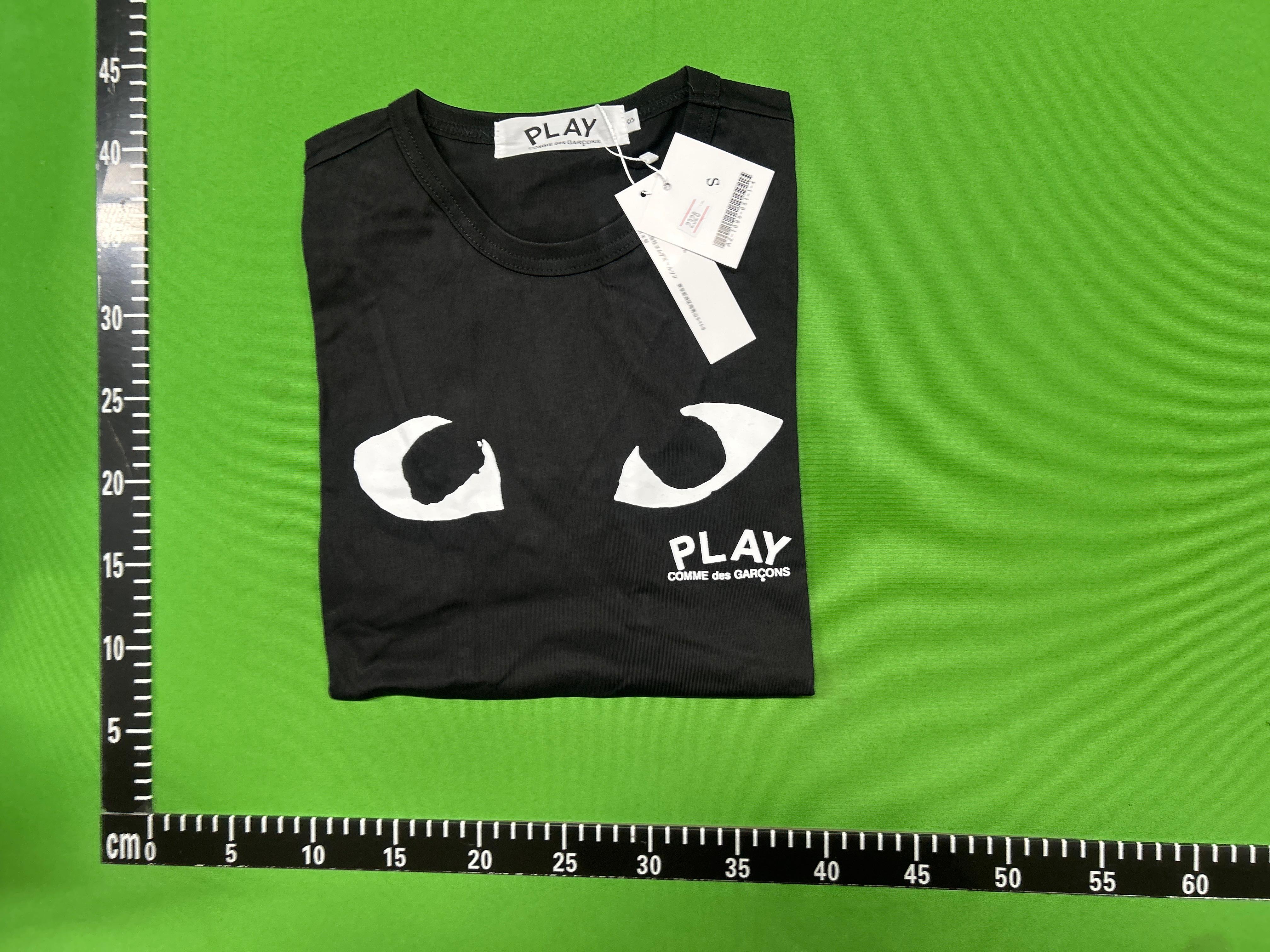 Foto QC 1 de Comme des Garçons PLAY T-shirt Heart Eyes Logo Black