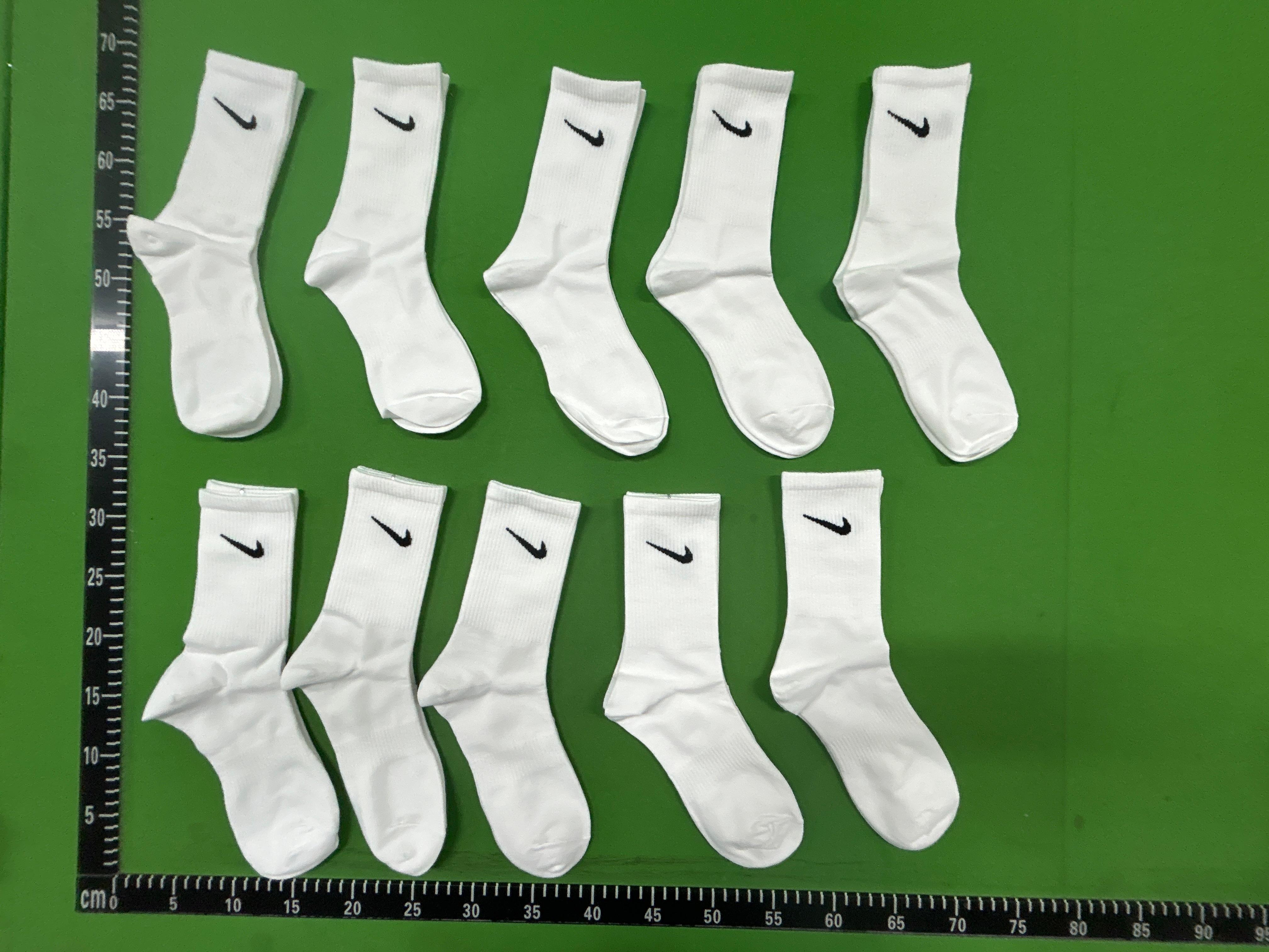 Foto QC 2 de Other Crew Socks Hook Graphic Black White
