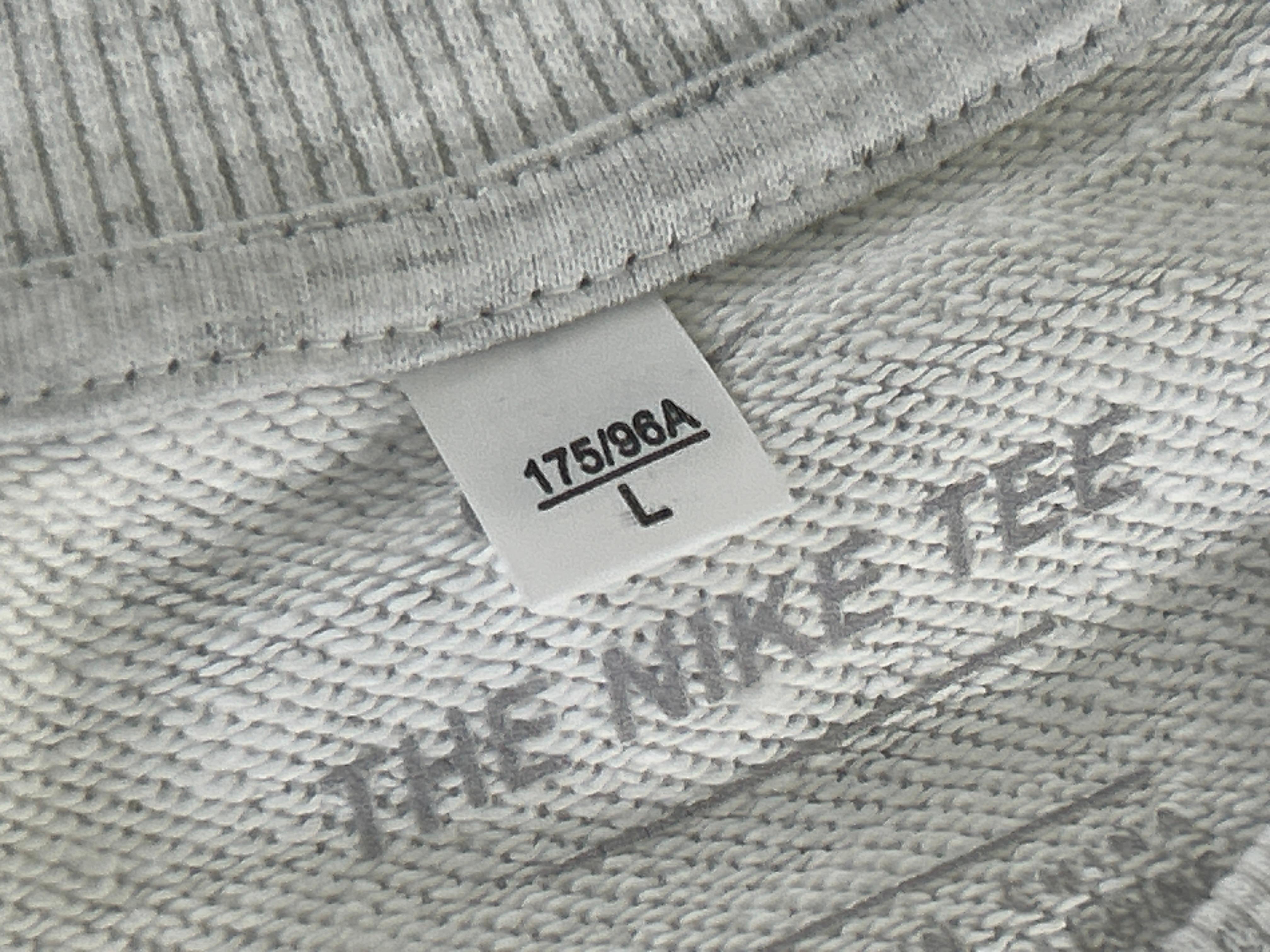 Foto QC 2 de Nike Sweatshirt Embroidered Mini Swoosh Lavender
