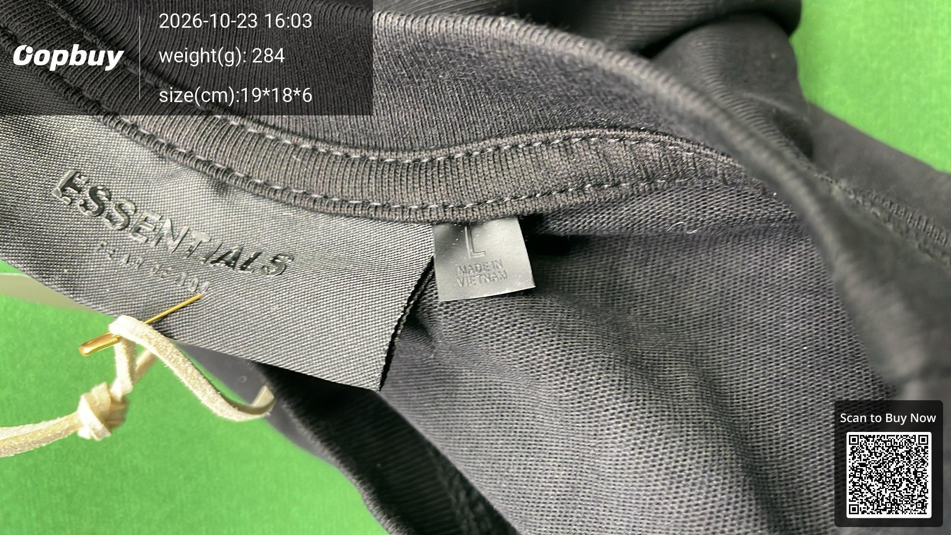 Foto QC 4 de Fear of God Essentials Hoodie Logo Light Oatmeal