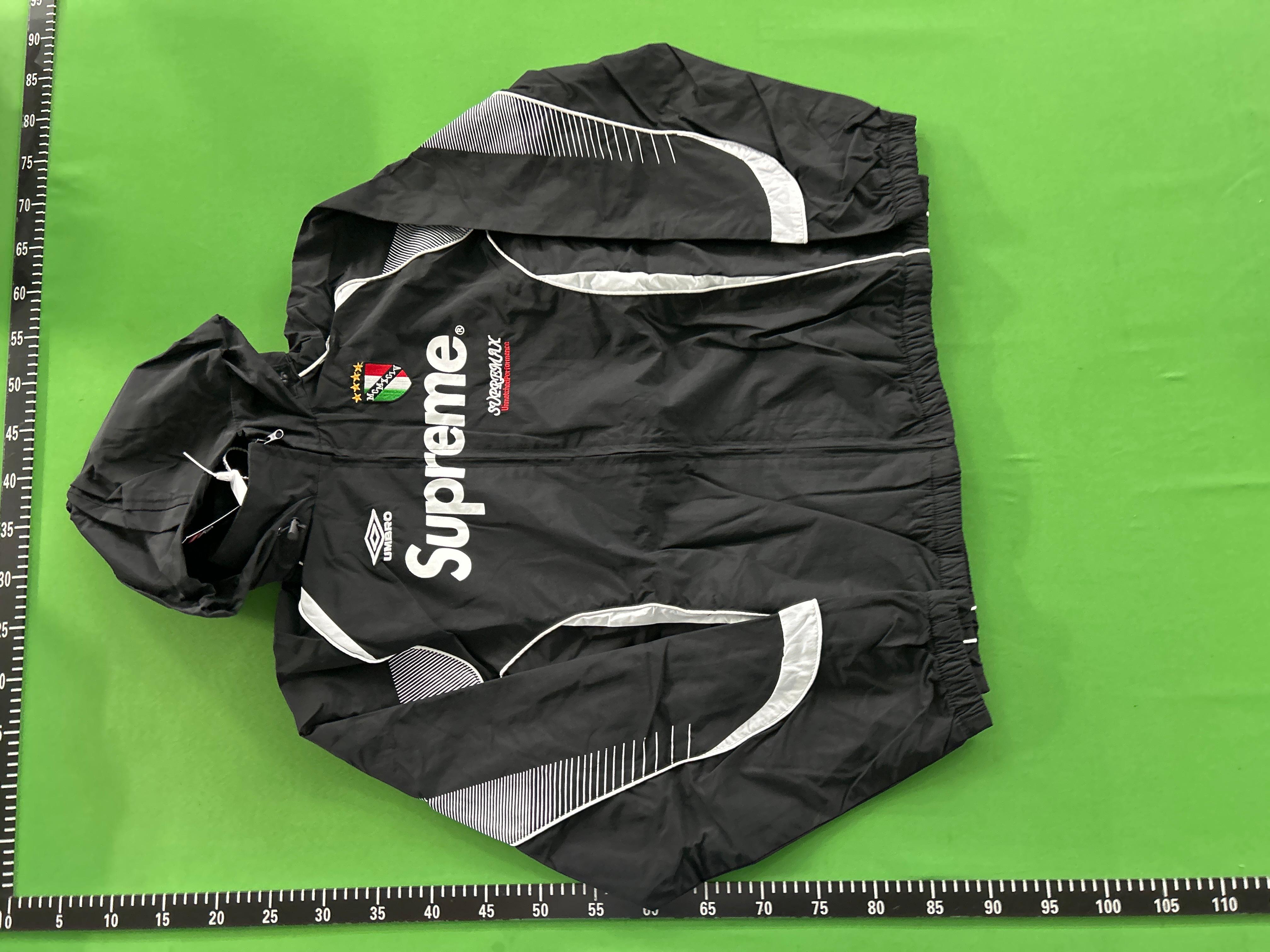 Foto QC 3 de Supreme Umbro Set 2-Piece Black