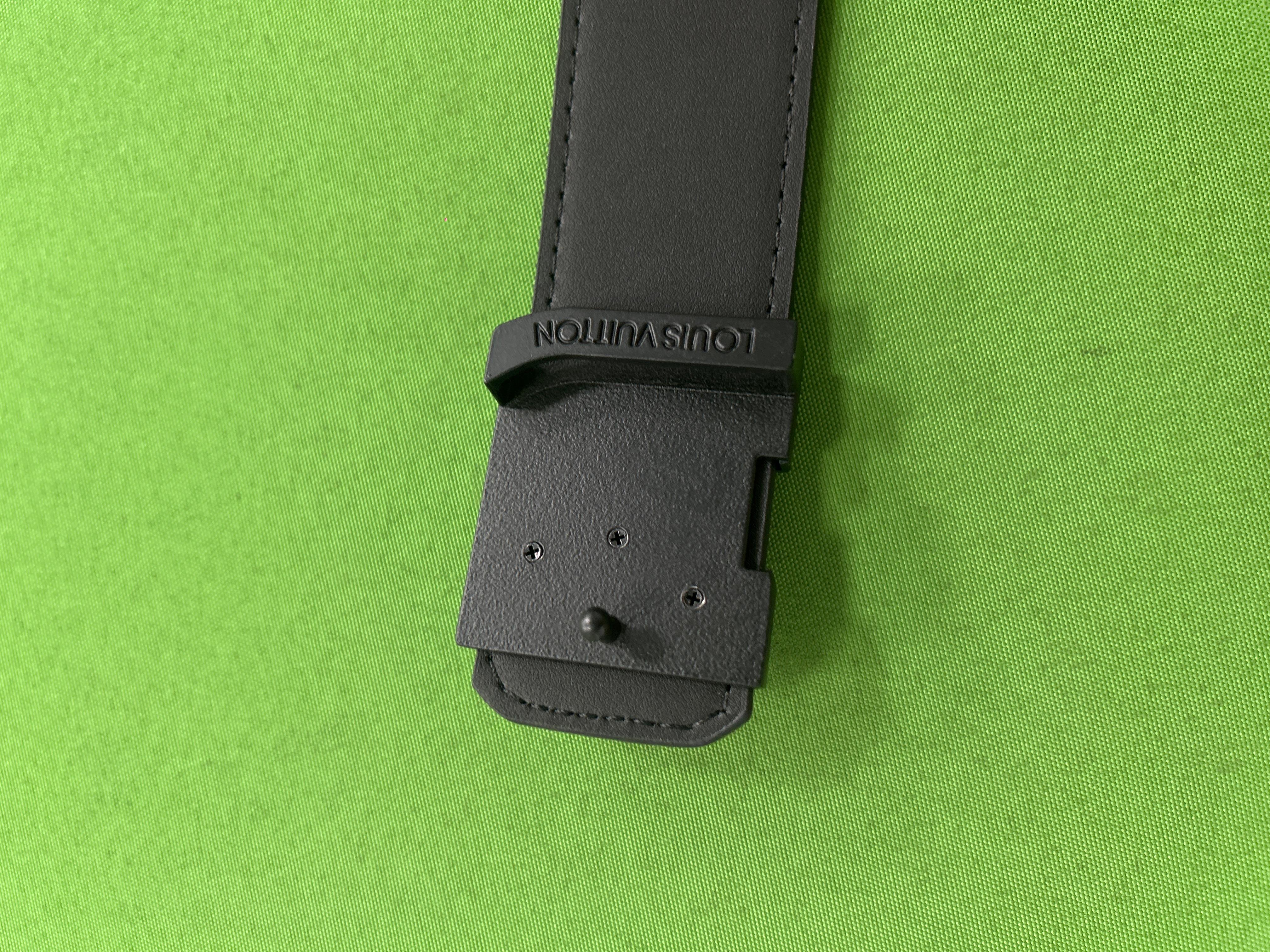 Foto QC 4 de Louis Vuitton LV Initiales Reversible Belt Damier Ebene