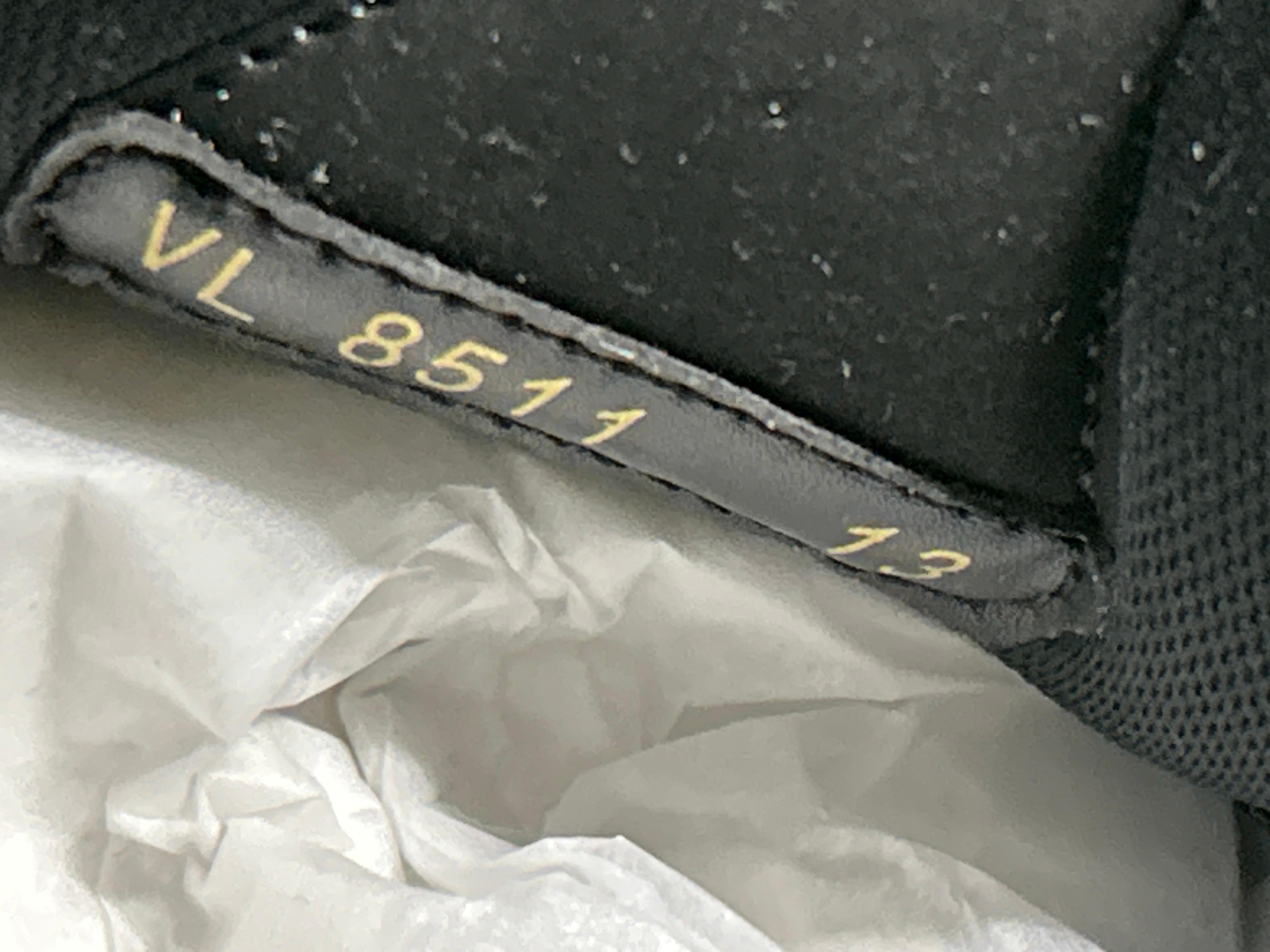 Foto QC 6 de Louis Vuitton LV Skate Sneaker Low Black Swarovski Monogram 1ABMHV