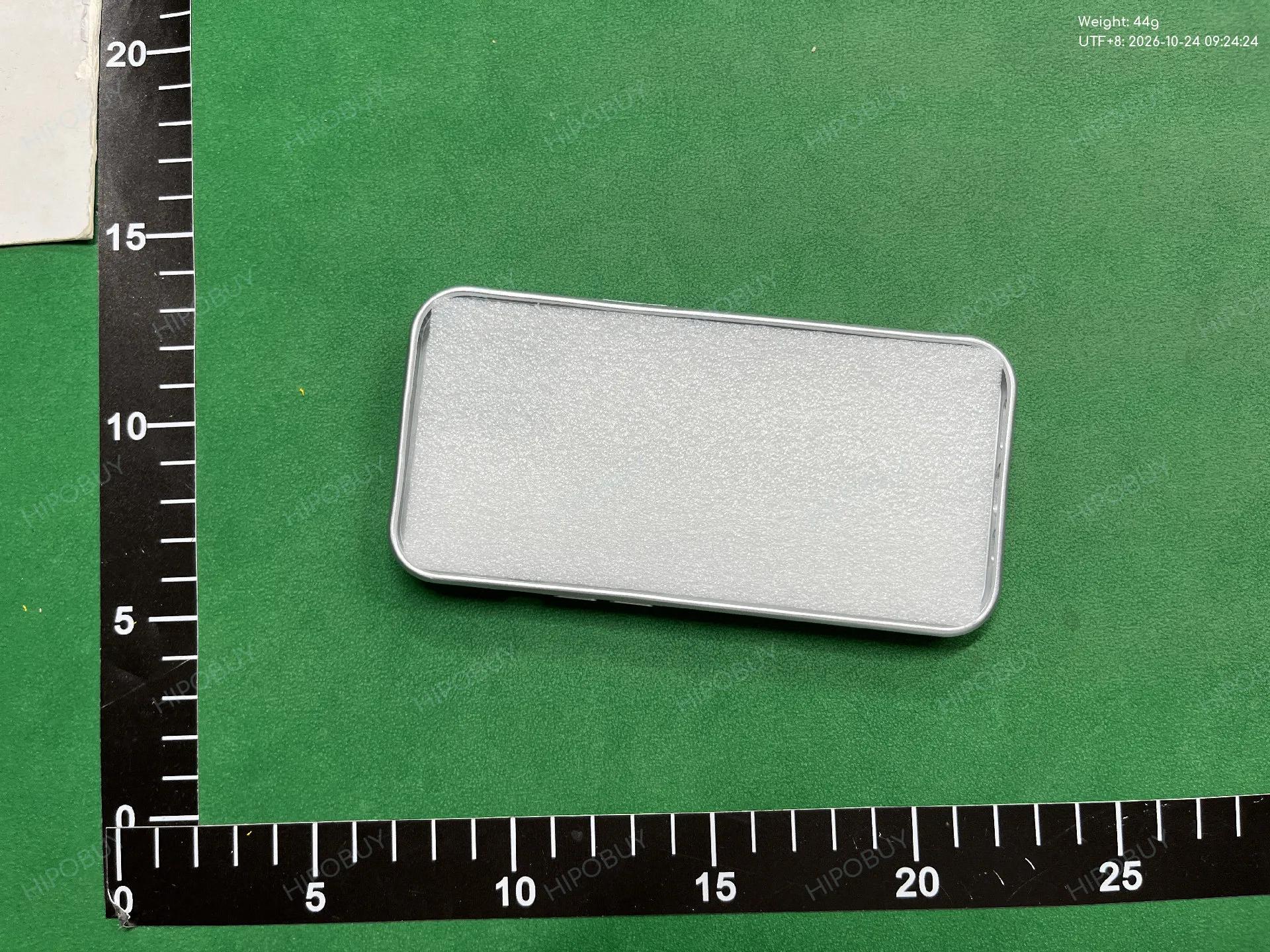 Foto QC 8 de Luggage Aluminum Case for iPhone 17 Pro Max Silver