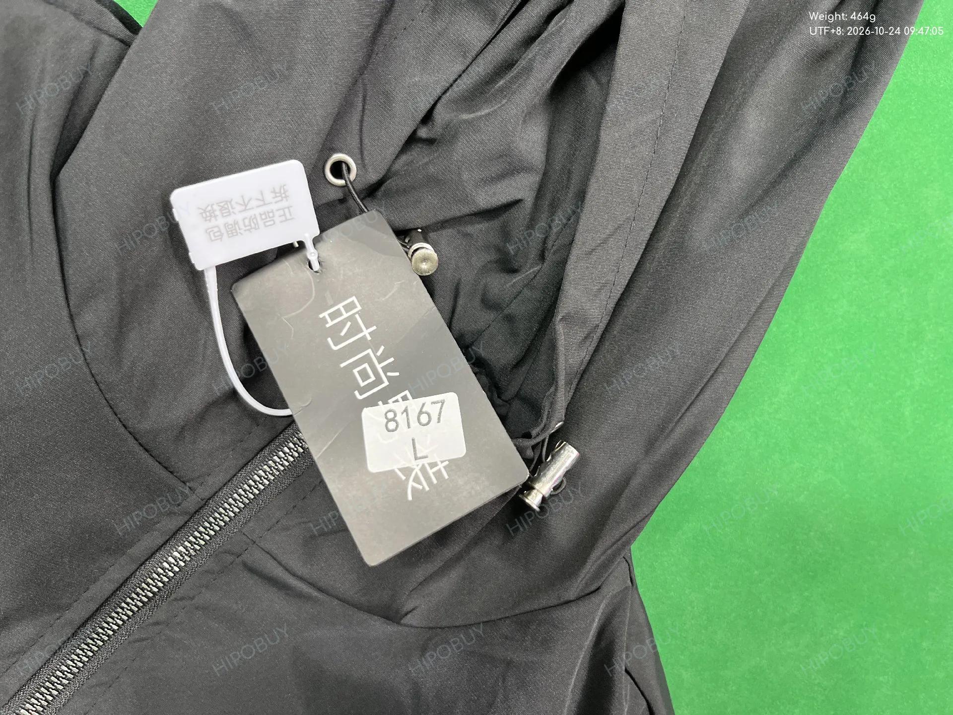 Foto QC 5 de Prada Hooded Jacket Black