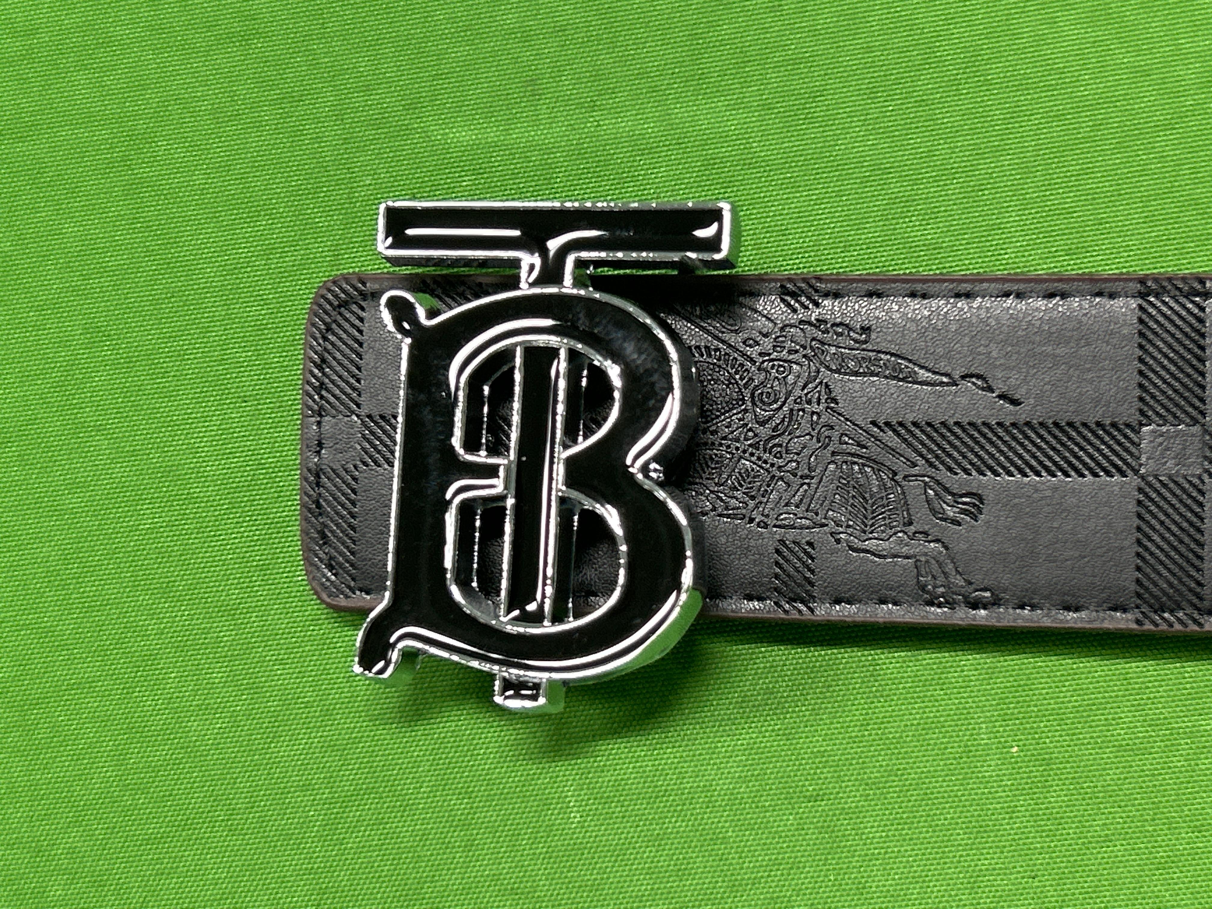 Foto QC 3 de Burberry TB Monogram Belt Vintage Check