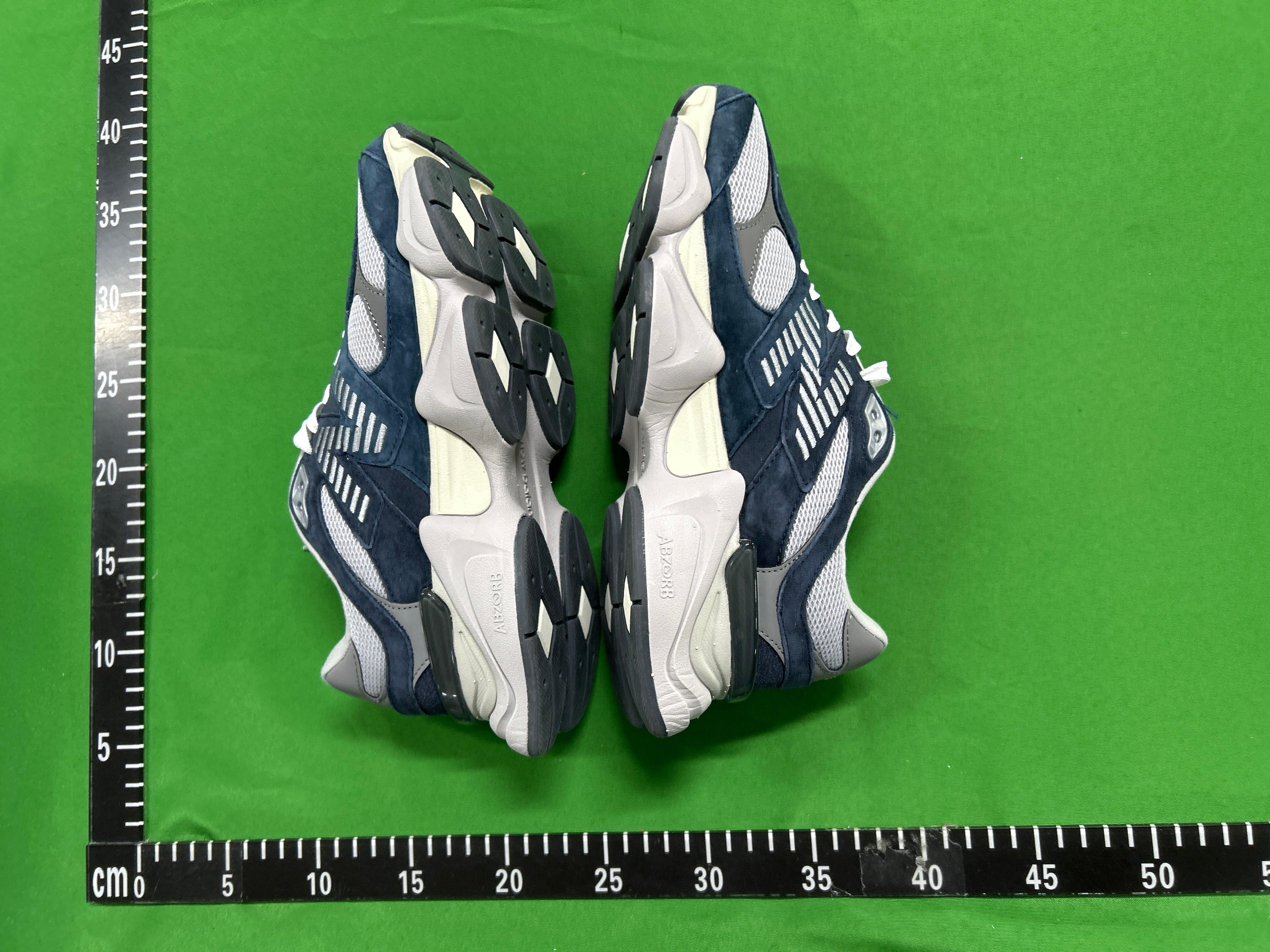 Foto QC 4 de New Balance 9060 Bricks & Wood Nothing Changed but the Address U9060BW1