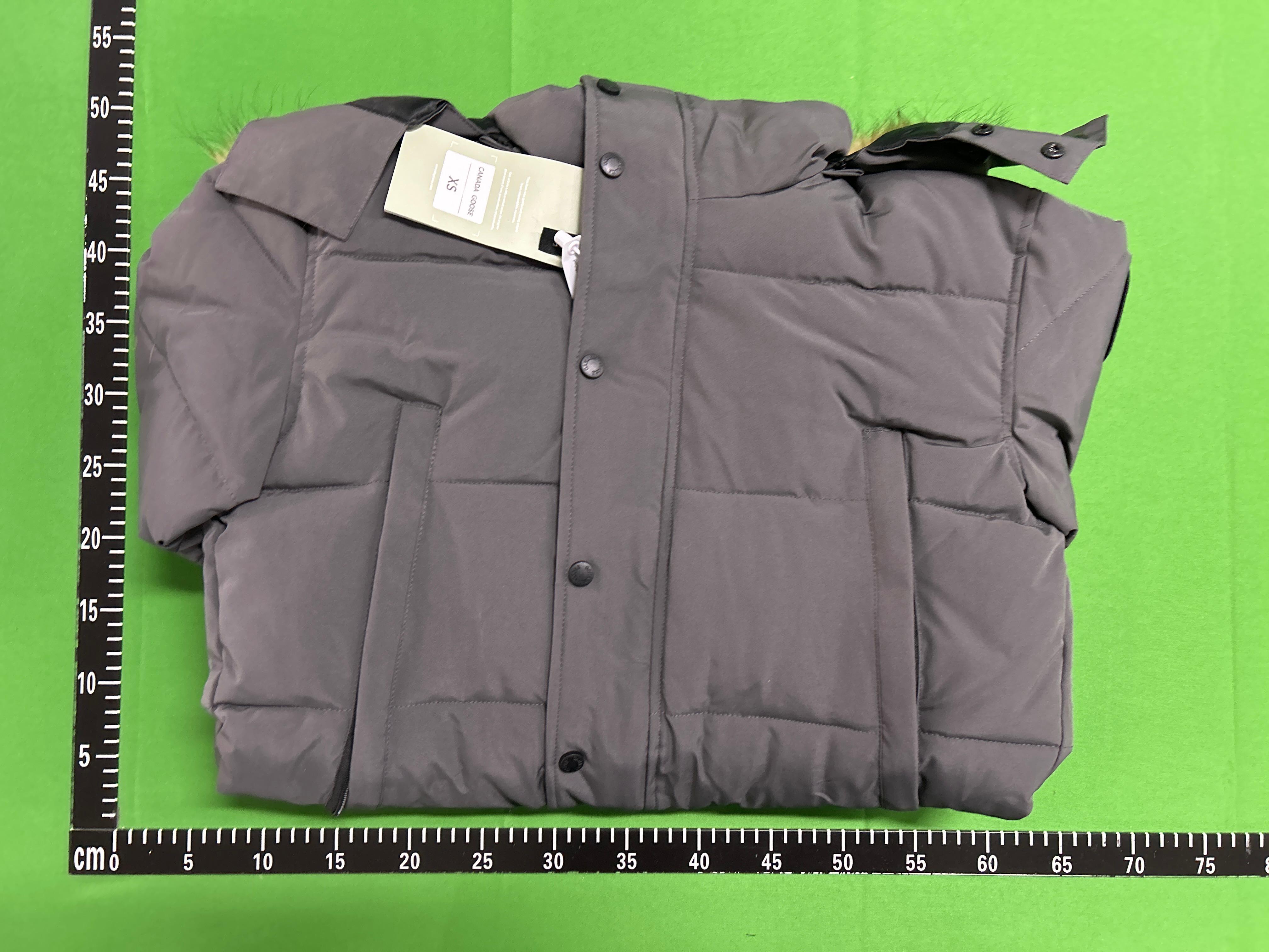 Foto QC 1 de Canada Goose Wyndham Parka Down Jacket Graphite