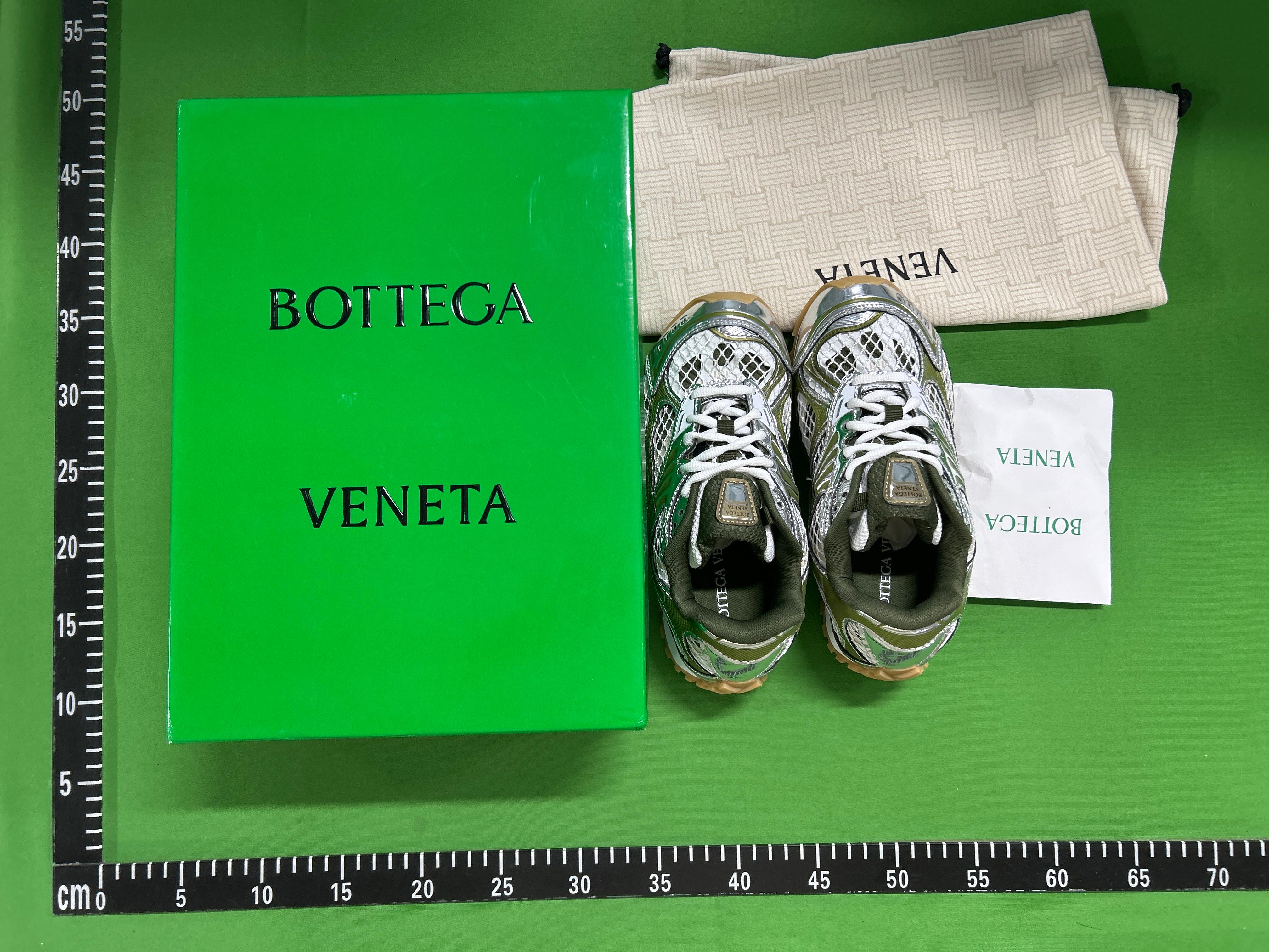 Foto QC 2 de Bottega Veneta Orbit Flash Abyss/Ice/Egg Yolk 838373 V3MS2 4290