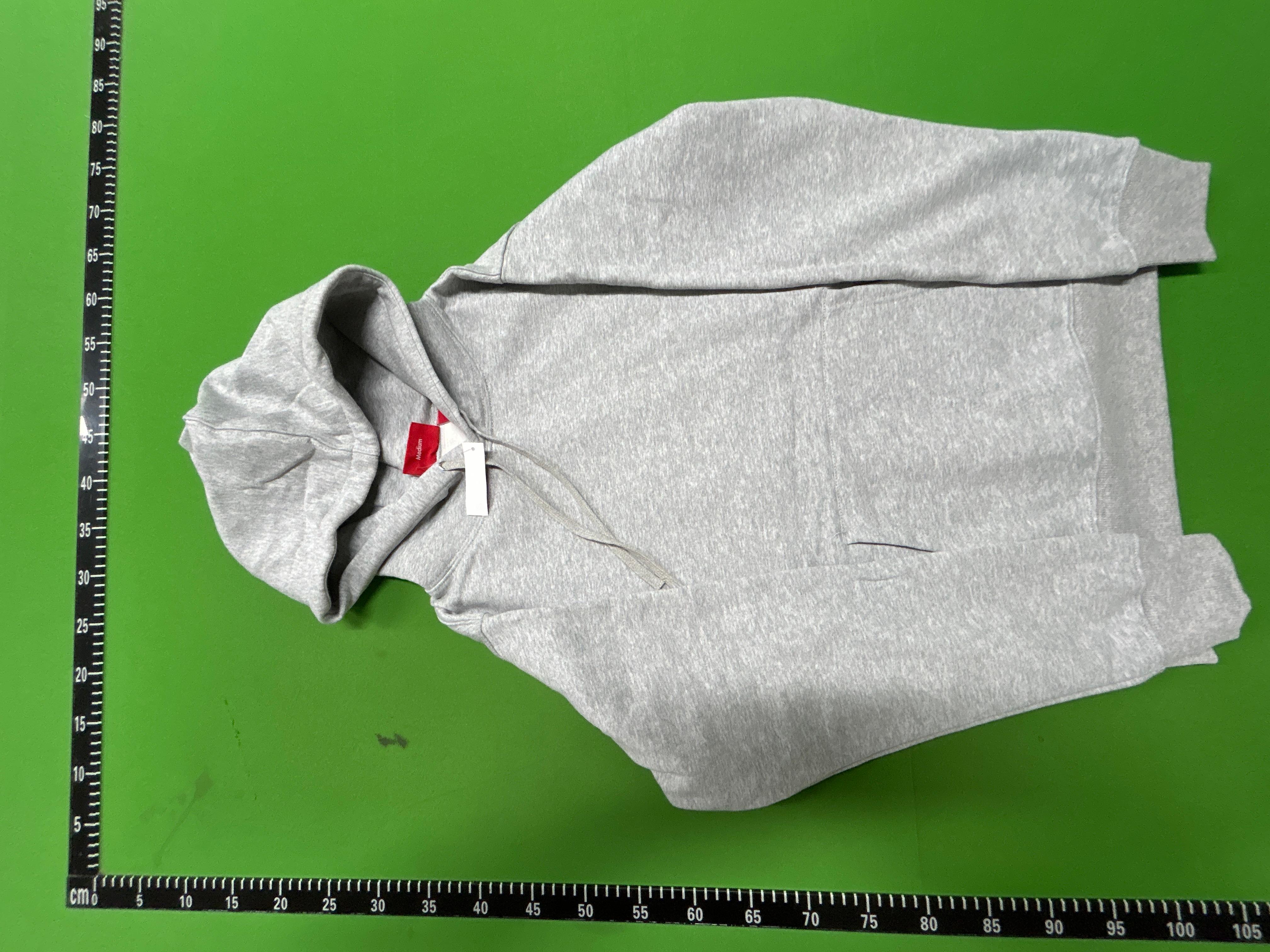 Foto QC 4 de Supreme Satin Applique Hoodie Woodland Camo