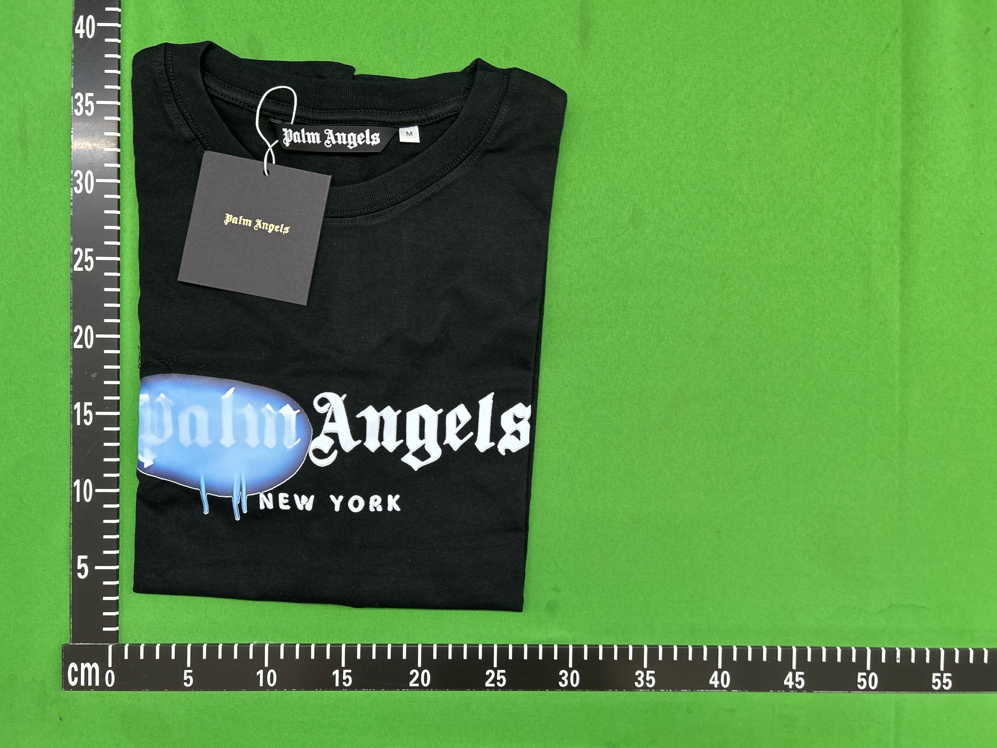 Foto QC 1 de Palm Angels T-shirt Sprayed Logo Black