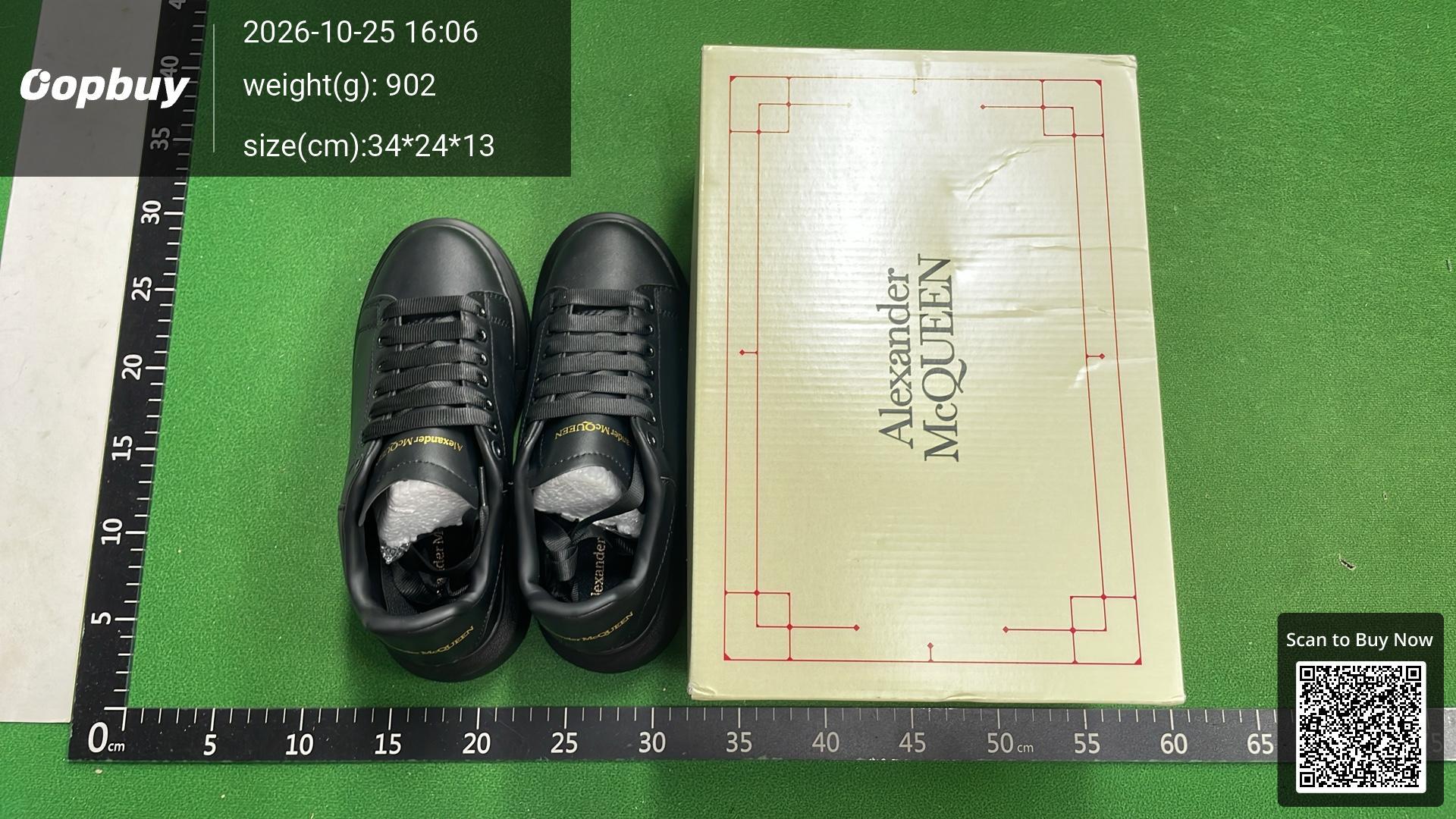 Foto QC 7 de Alexander McQueen Oversized Sneaker White Black
