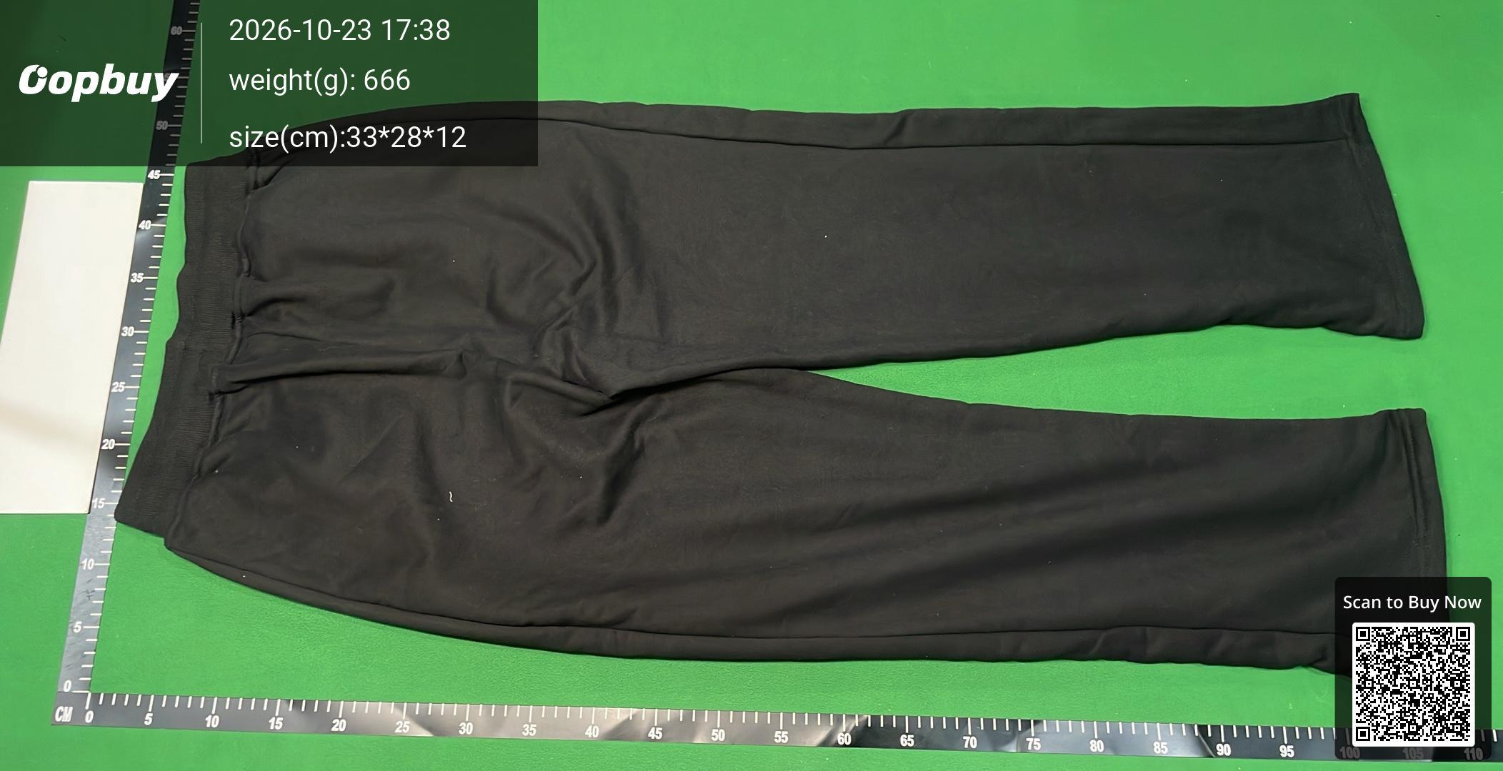 Foto QC 3 de 6PM True Religion Icons Sweater Black