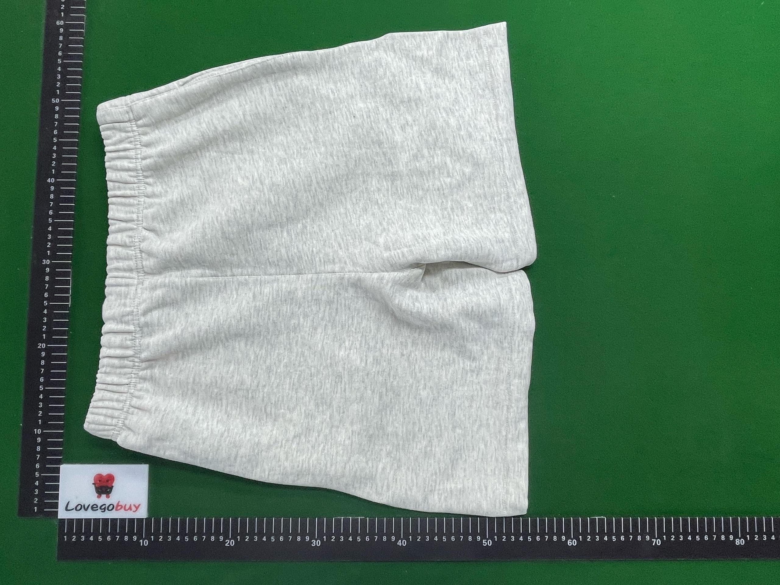 Foto QC 4 de Fear of God Essentials Sweat Shorts Flocked Logo Black