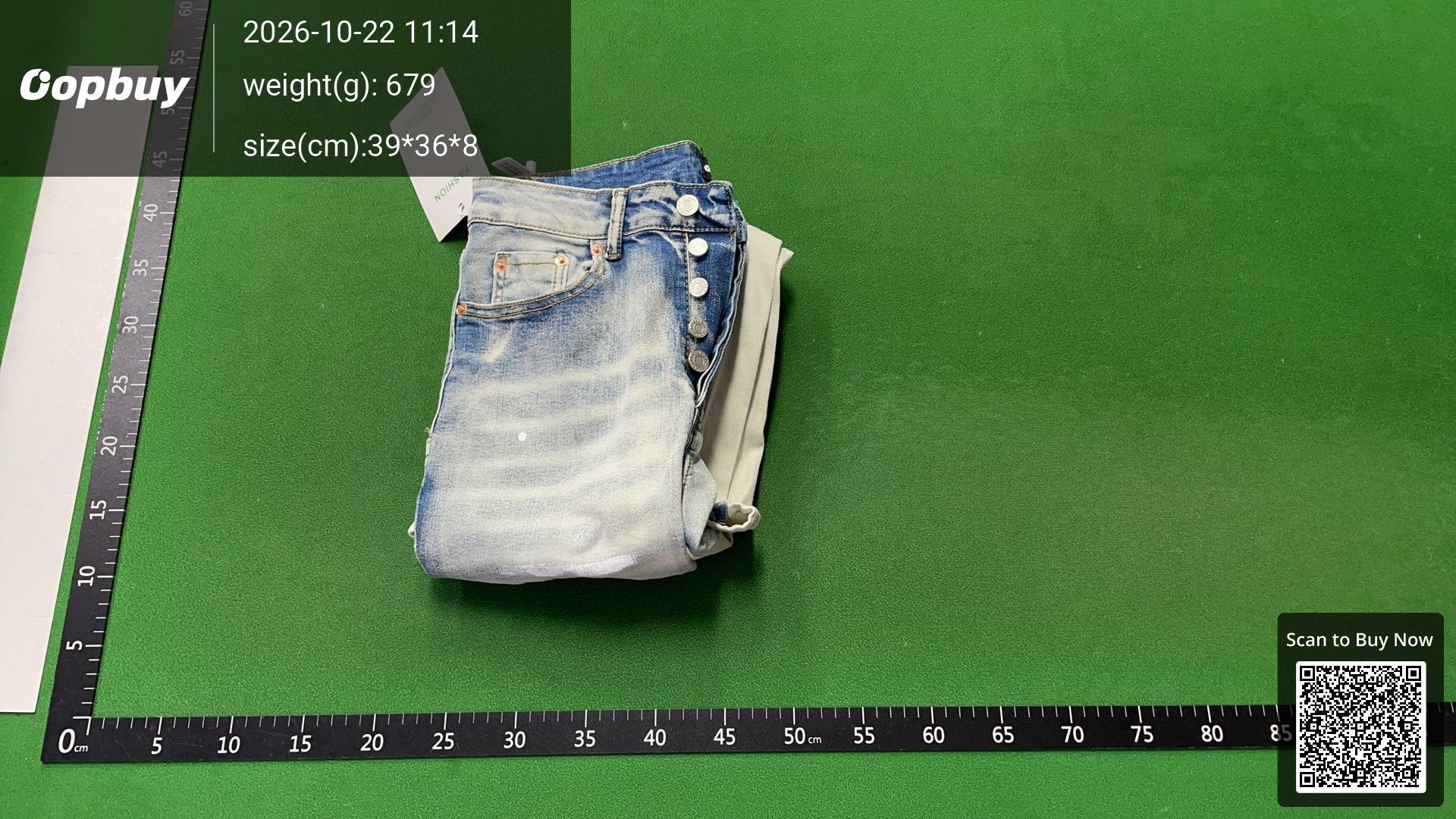 Foto QC 4 de Amiri Jeans Distressed Embroidered Black