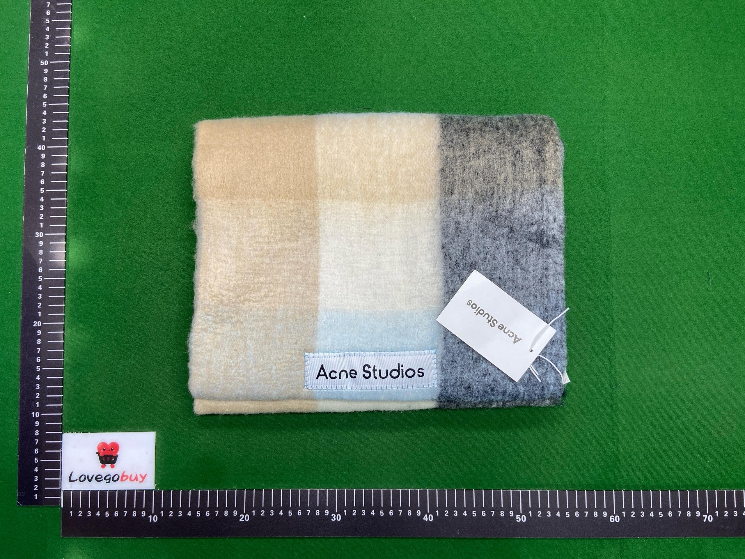 Foto QC 7 de Acne Studios Mohair Checked Scarf Light Blue/White/Powder Blue