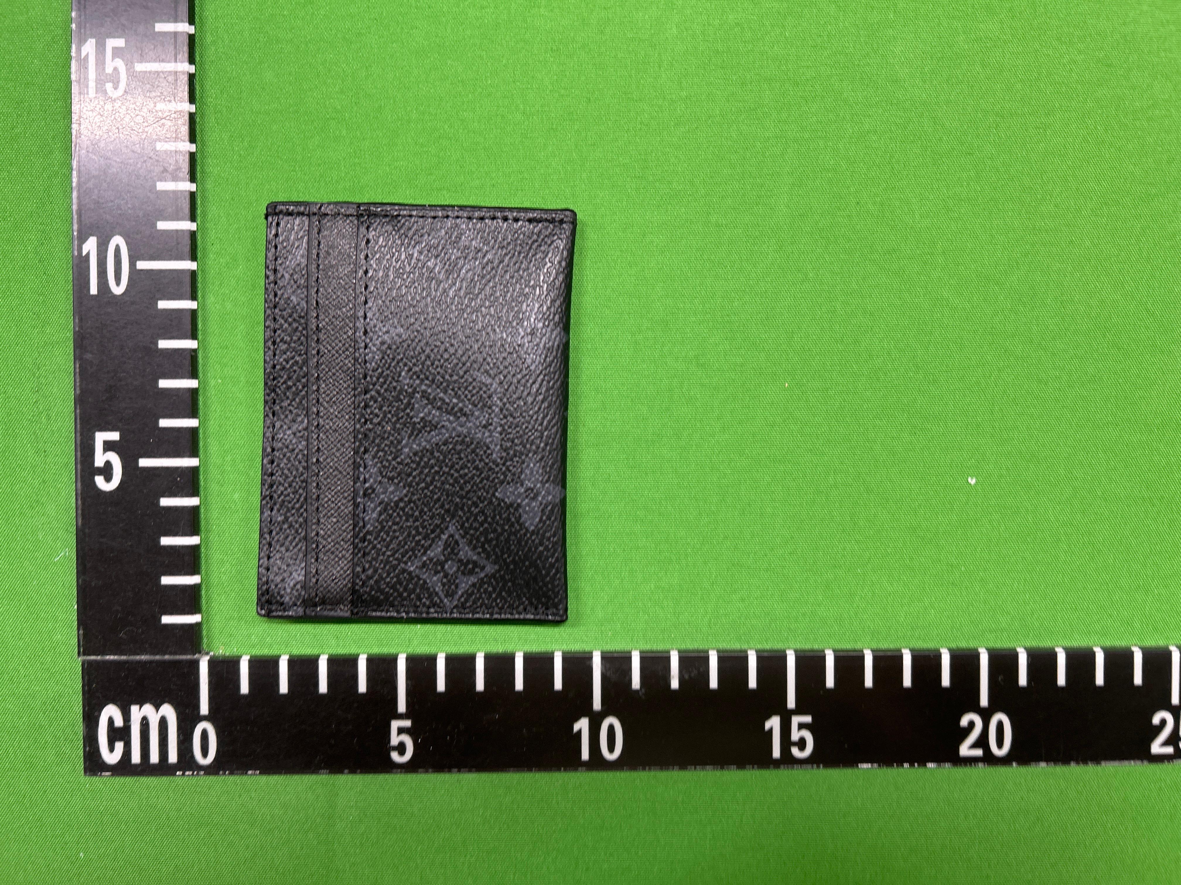 Foto QC 5 de Louis Vuitton Porte Cartes Simple Monogram Reverse Brown