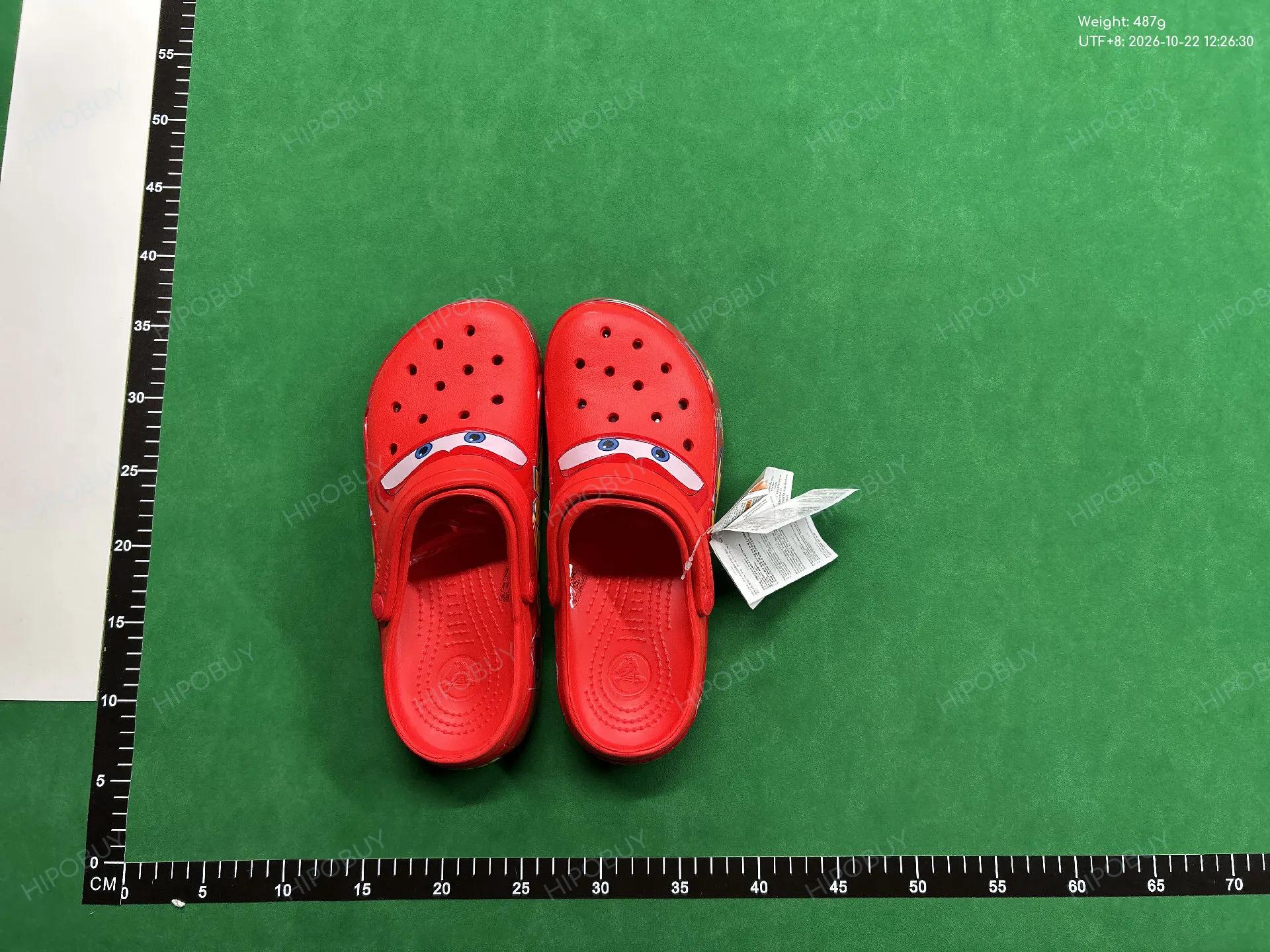 Foto QC 1 de Crocs Classic Clog Foam Cars Mater 209371-0DA