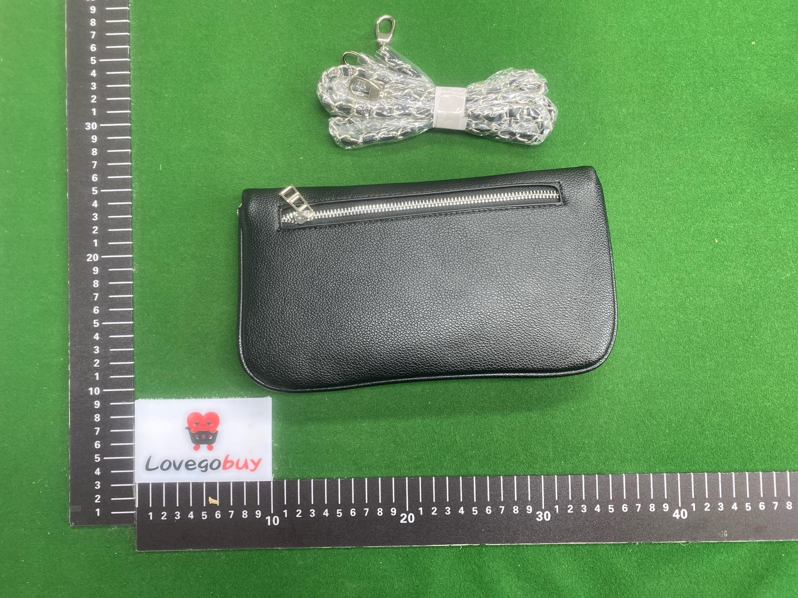 Foto QC 5 de Zadig & Voltaire Rock Clutch Large Cream Grained Leather