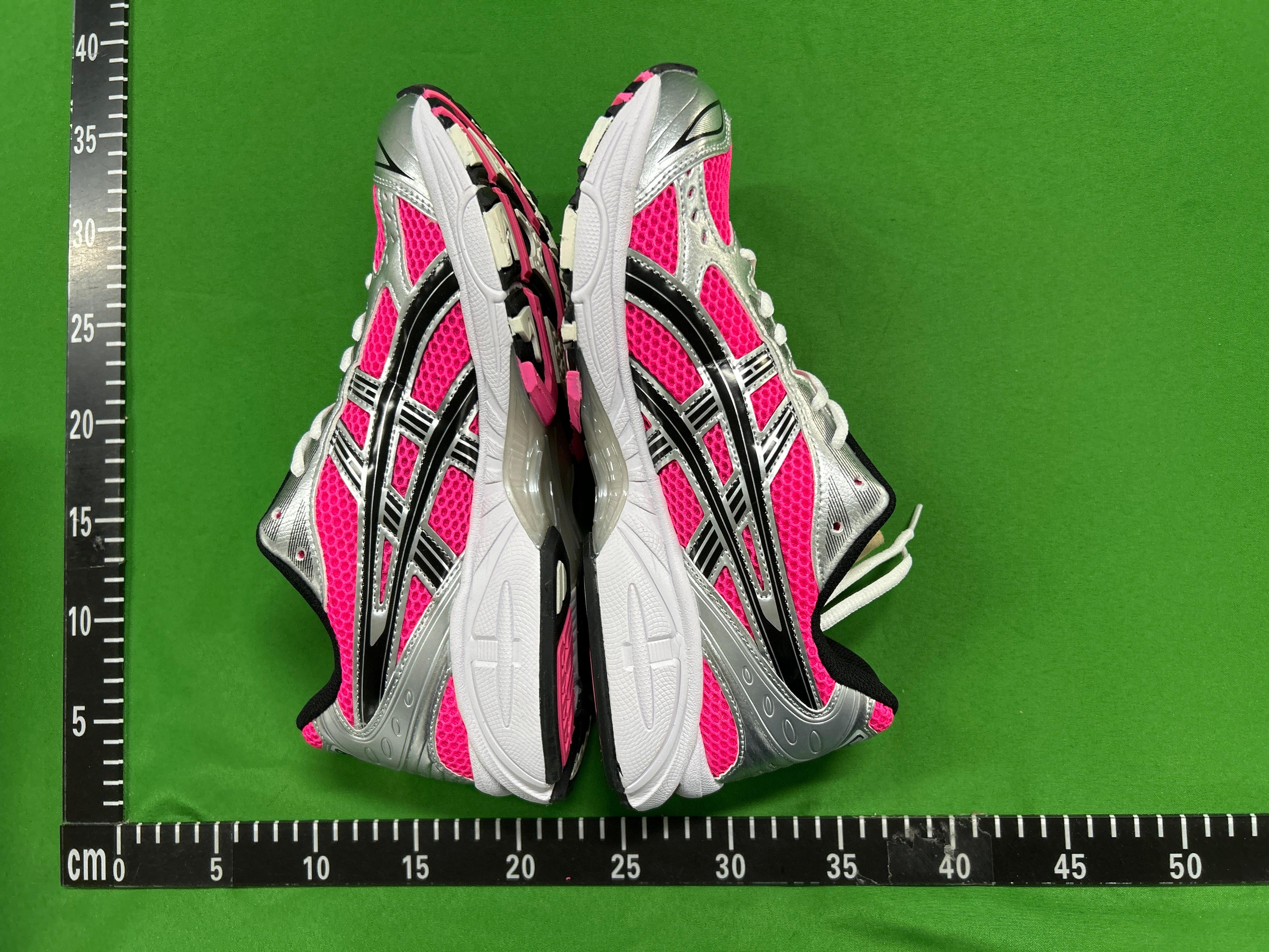 Foto QC 4 de Nike Hot Step Air Terra NOCTA Triple White DM0879-011