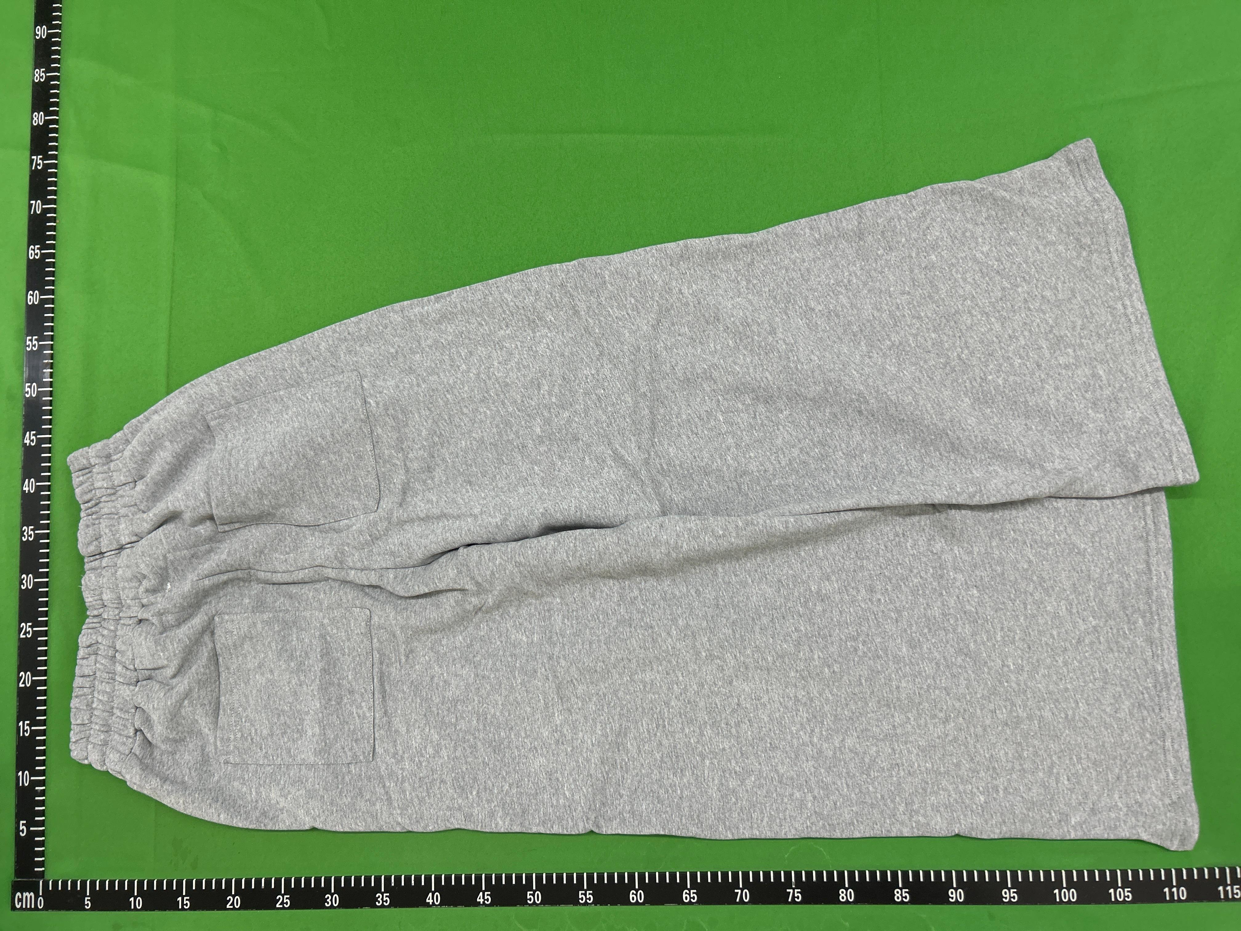 Foto QC 4 de Peace in War Sweater Heavyweight Peace Sign Print White