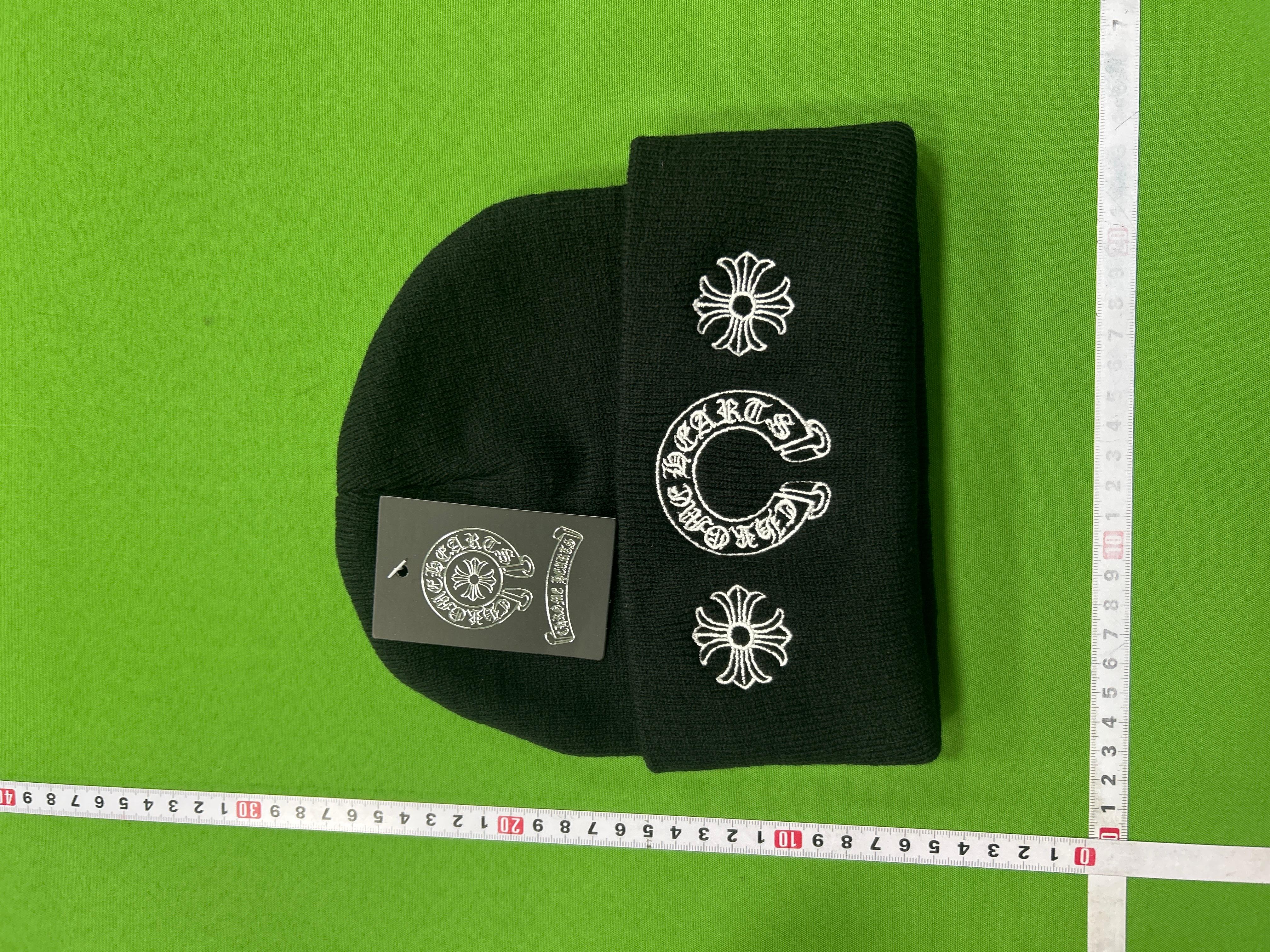 Foto QC 8 de Chrome Hearts Horse Shoe Beanie Black