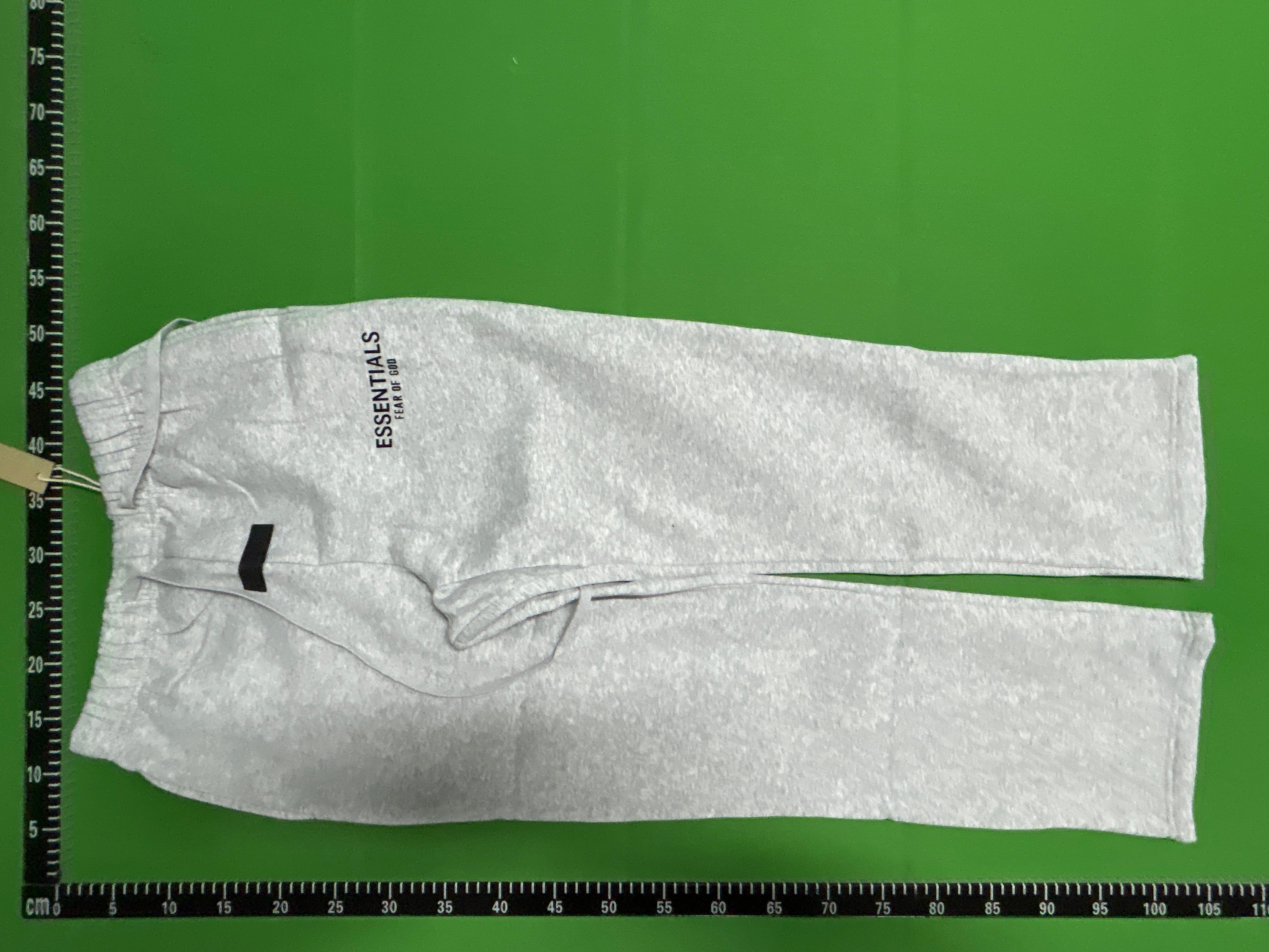 Foto QC 4 de Fear of God Essentials Sweatpants Flocked Grey