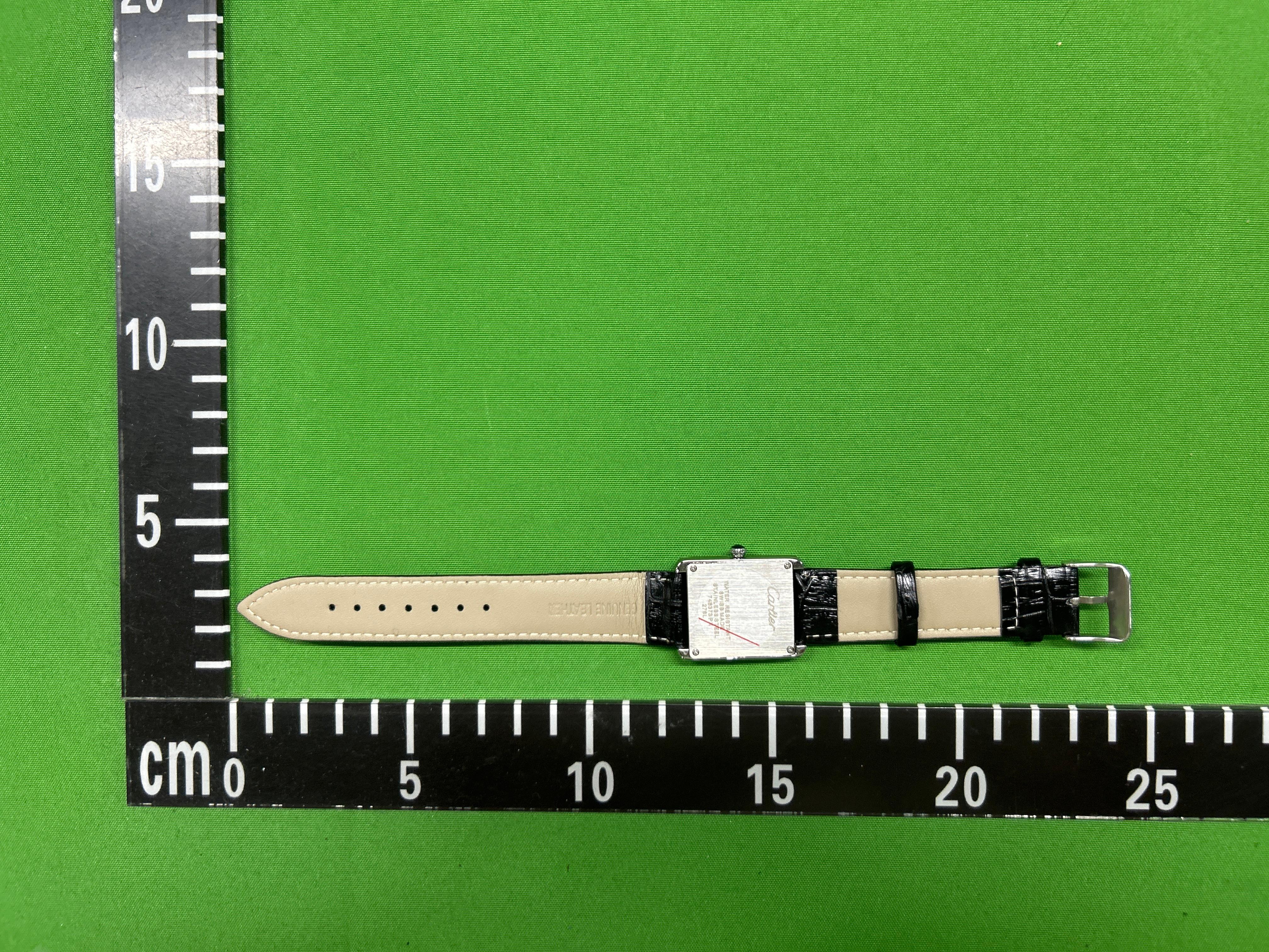 Foto QC 3 de Cartier Tank Solo XL WSTA0029