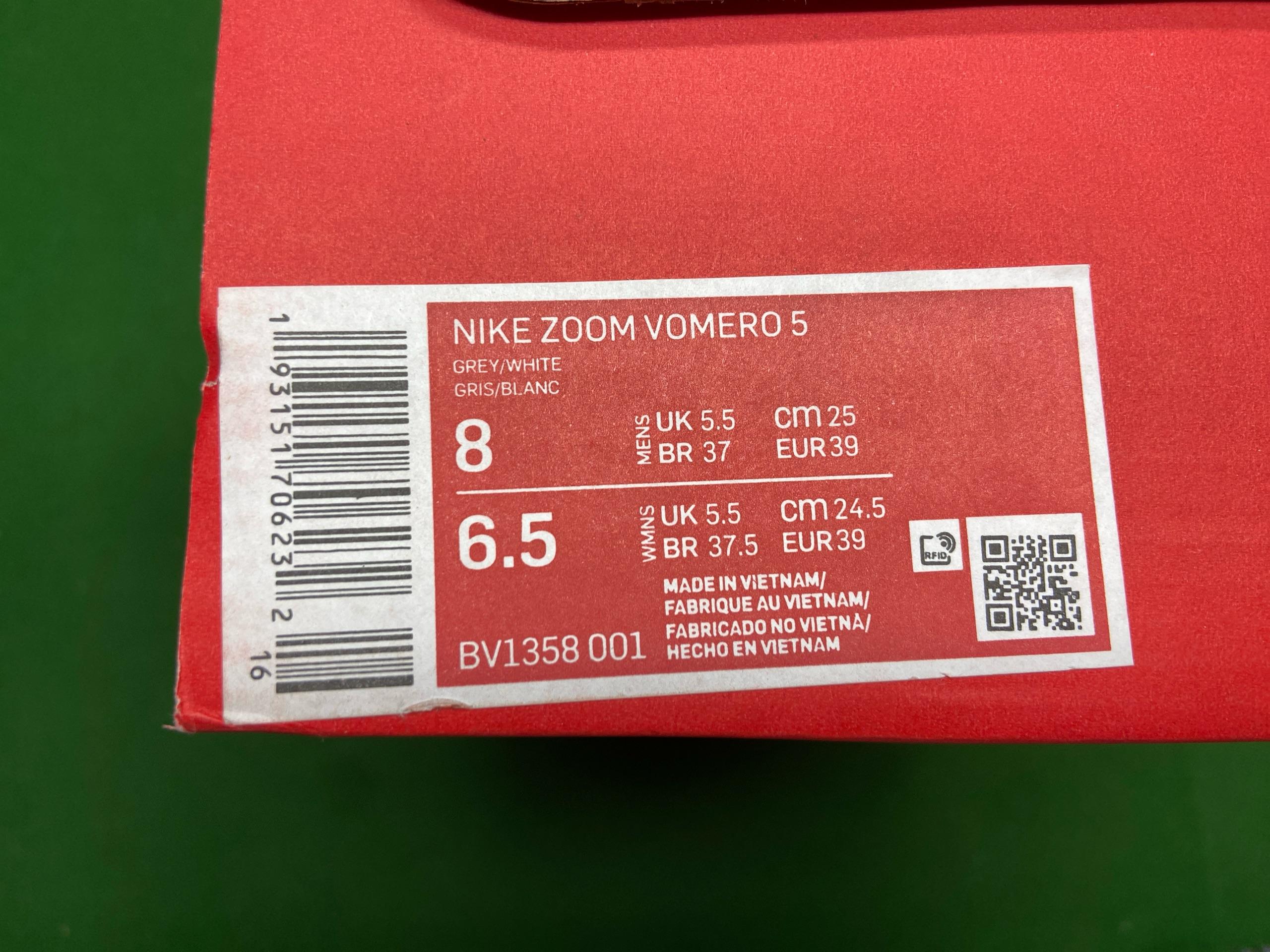 Foto QC 8 de Nike Zoom Vomero 5 Metallic Silver Blue Tint HF1877-100