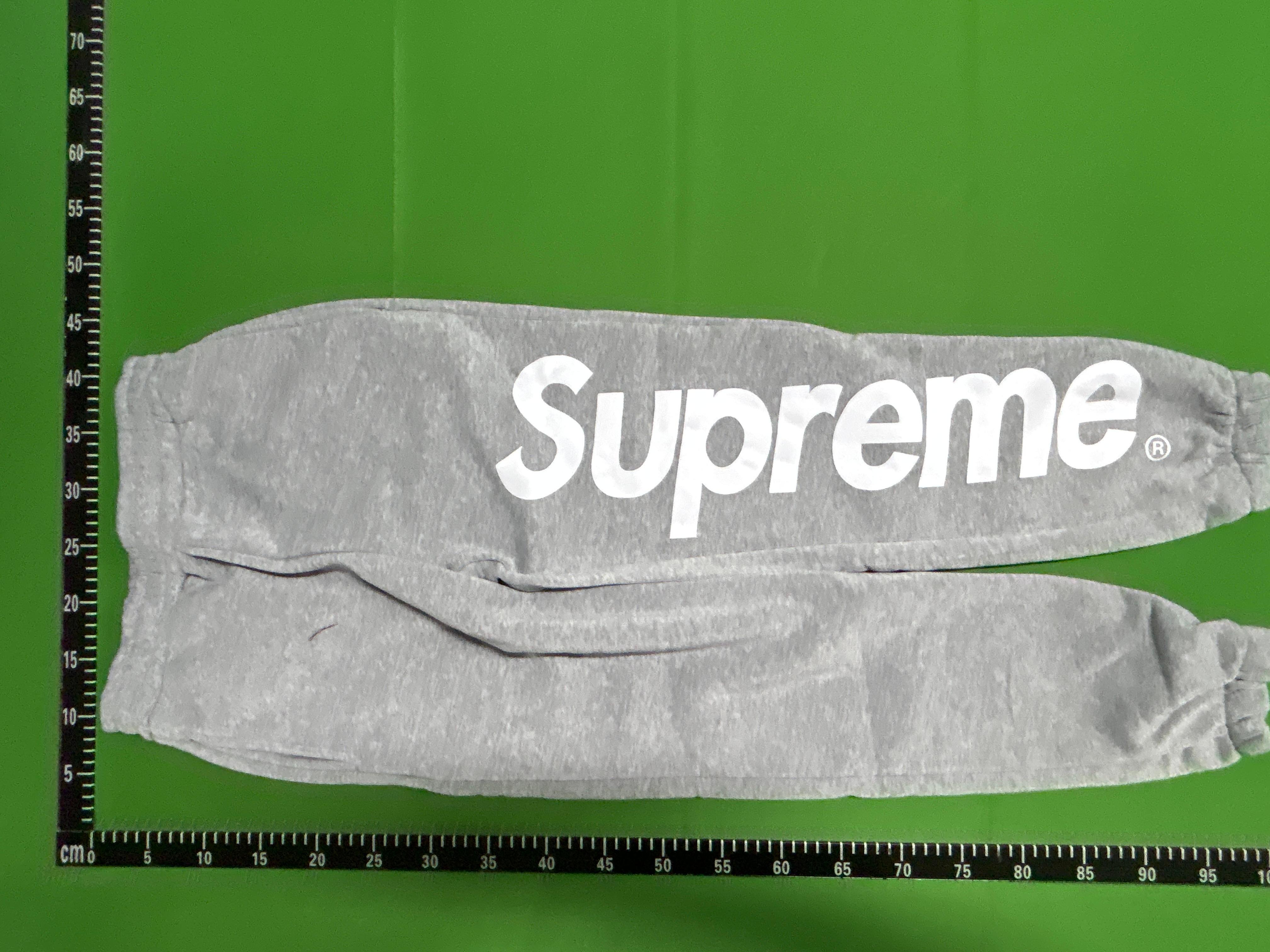 Foto QC 8 de Supreme Satin Applique Hooded Sweater Heather Grey