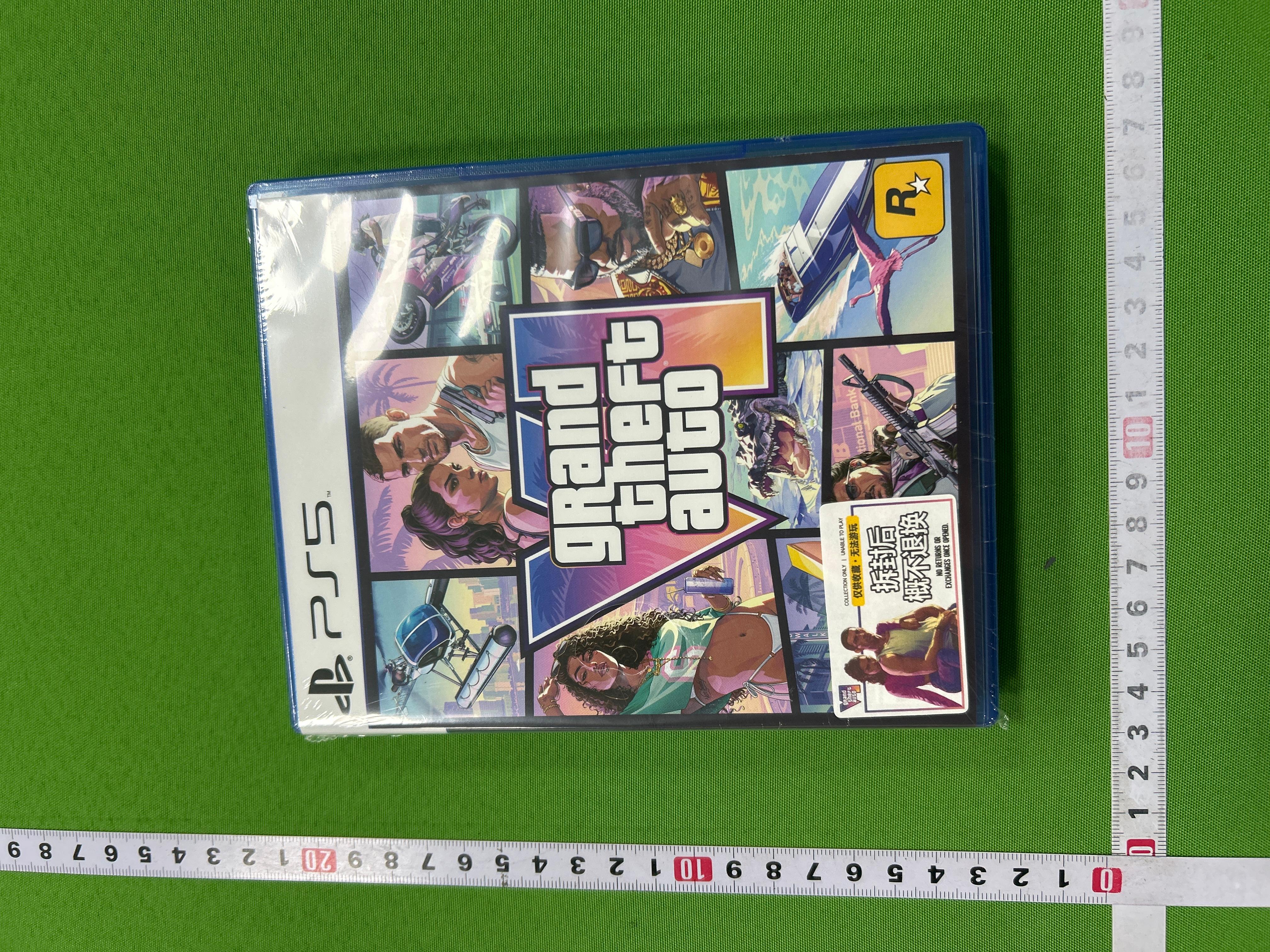 Foto QC 1 de GTA VI PS5 Game Disc Model Collectible Prop