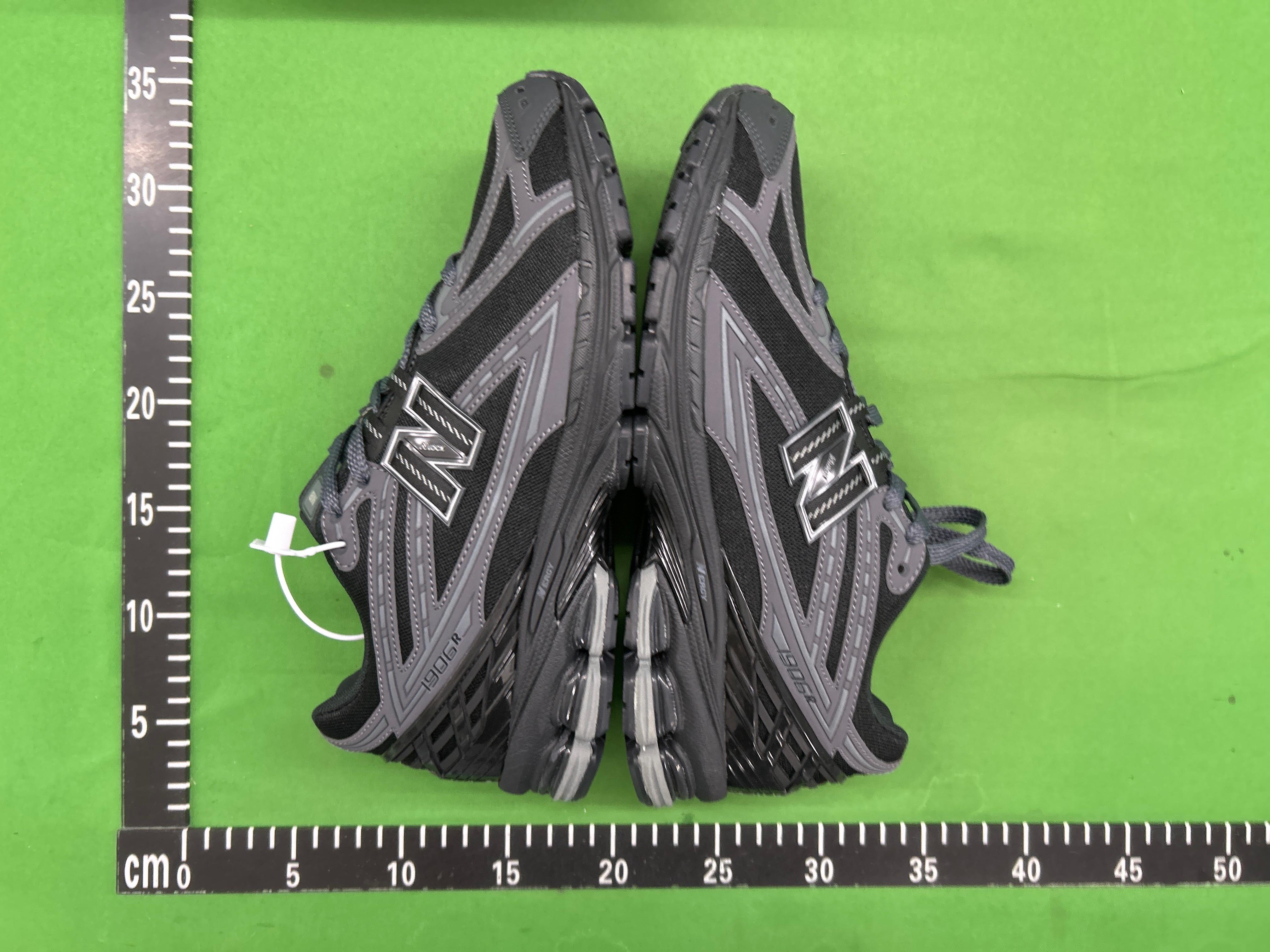 Foto QC 7 de New Balance 1906R Black Phantom M1906RLB