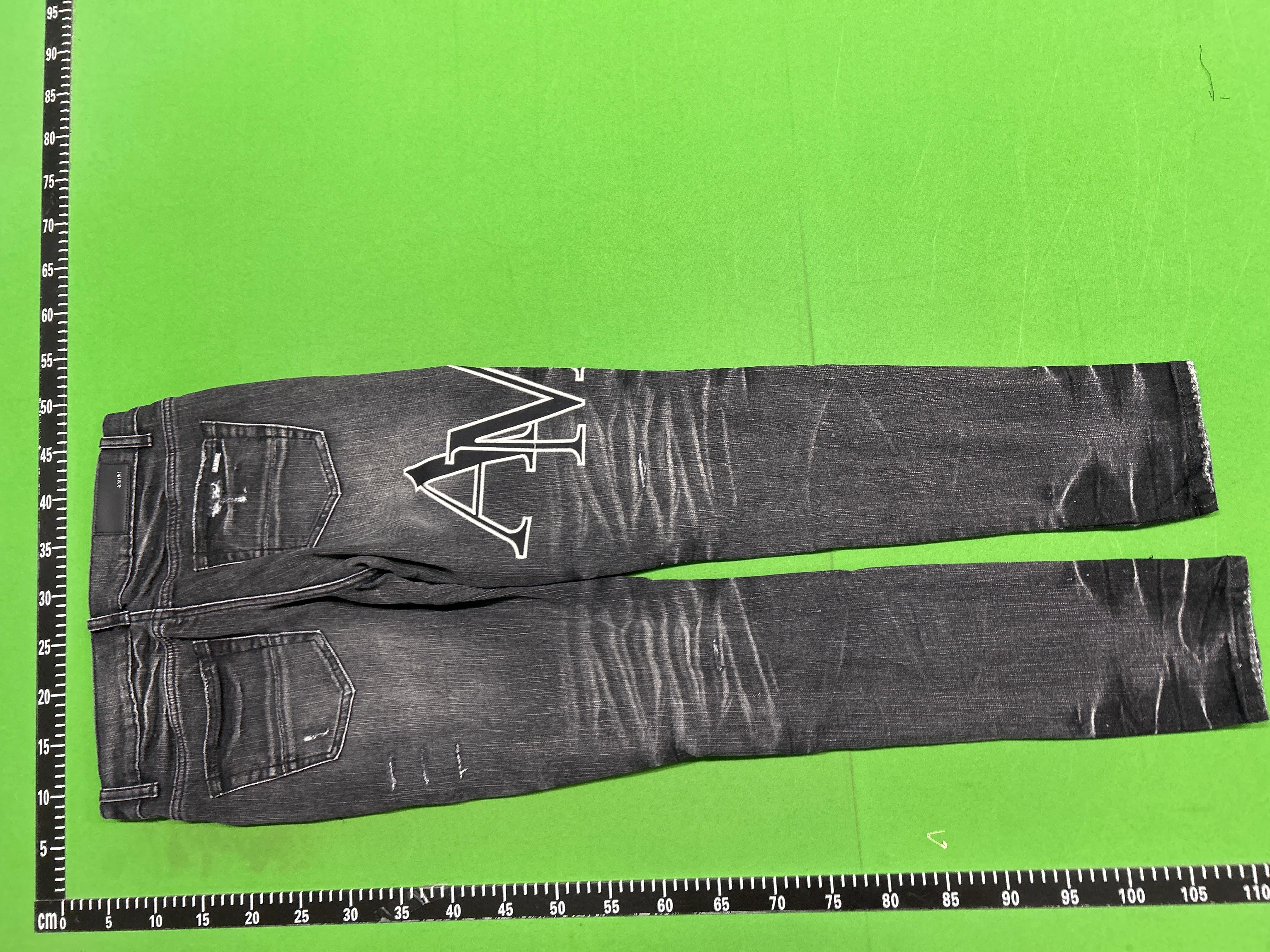 Foto QC 8 de Amiri Crystal Staggered Logo Jeans Distressed Skinny Light Blue