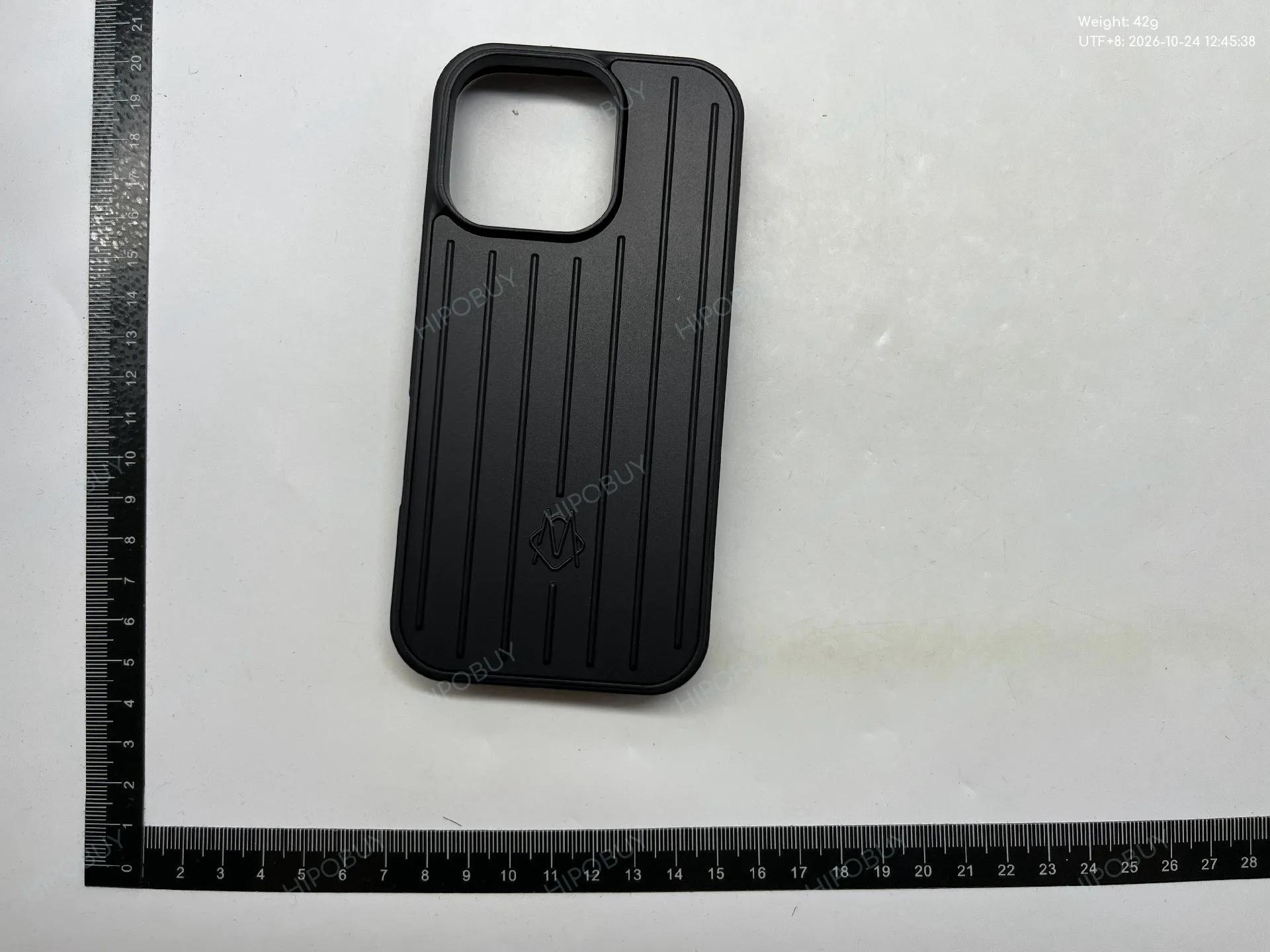 Foto QC 3 de Luggage Aluminum Case for iPhone 17 Pro Max Silver