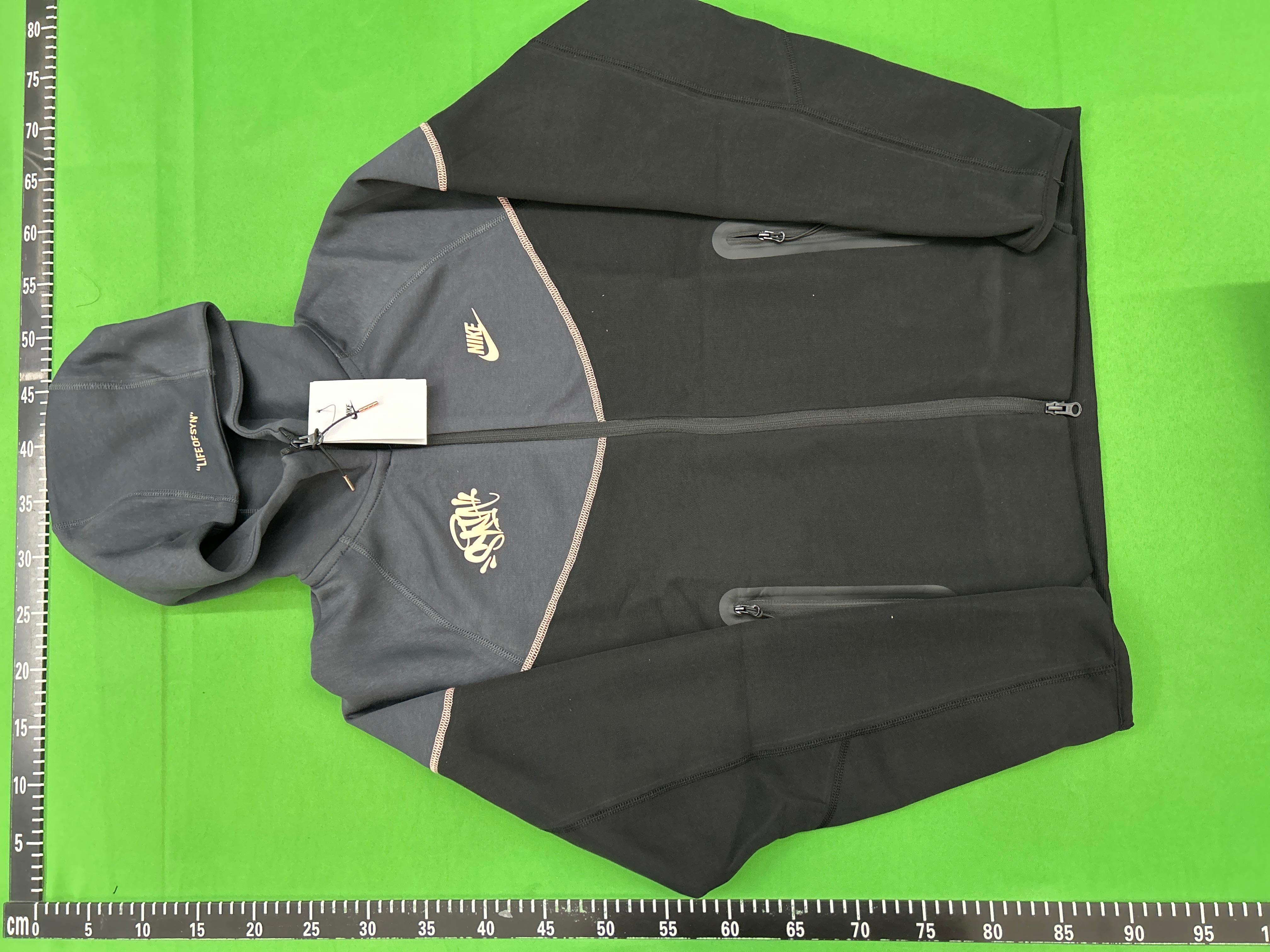 Foto QC 3 de Syna 748 749 Jacket Tech Fleece Grey Black