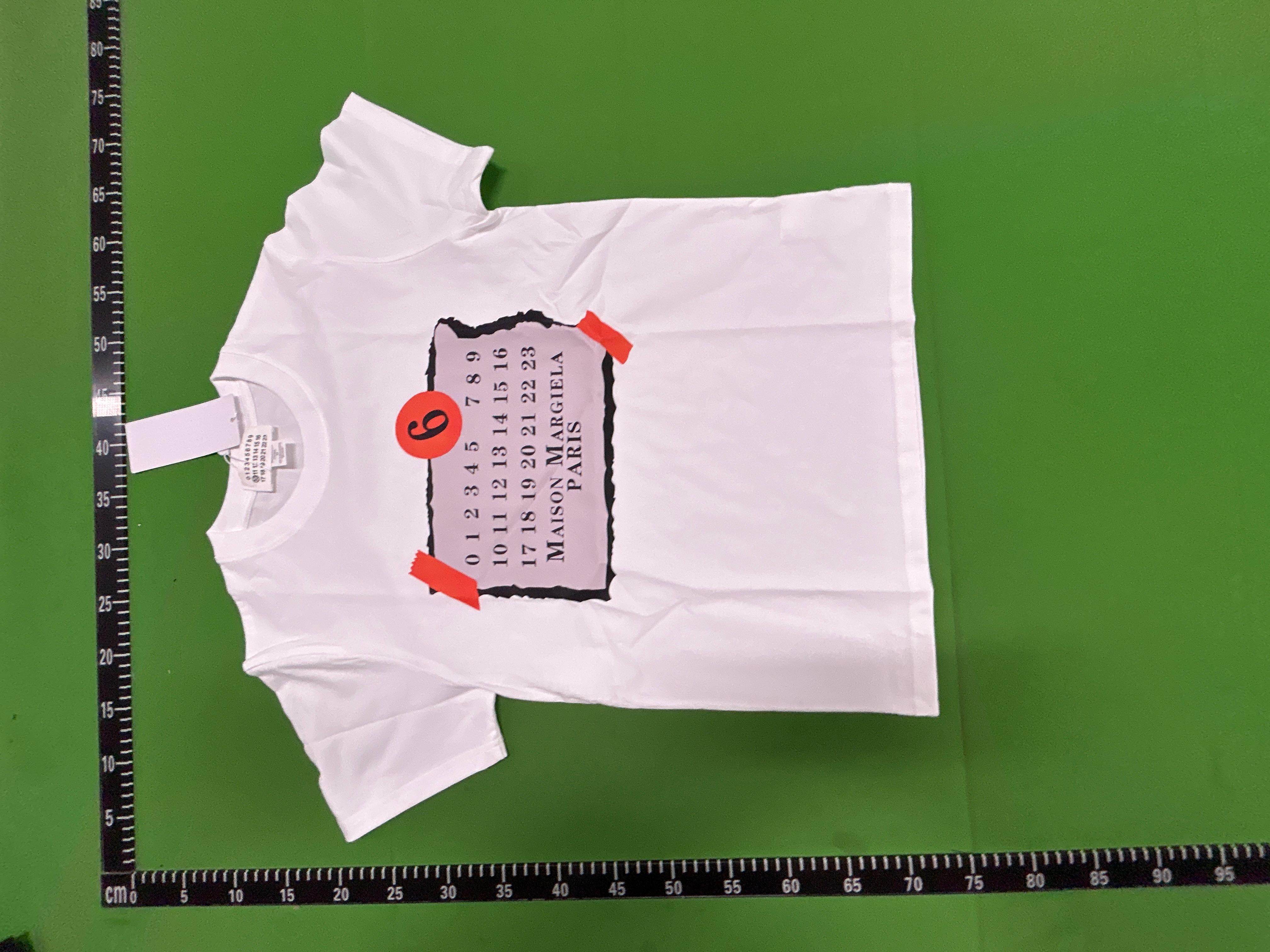 Foto QC 8 de Maison Margiela Tape Numeric Logo T-shirt White
