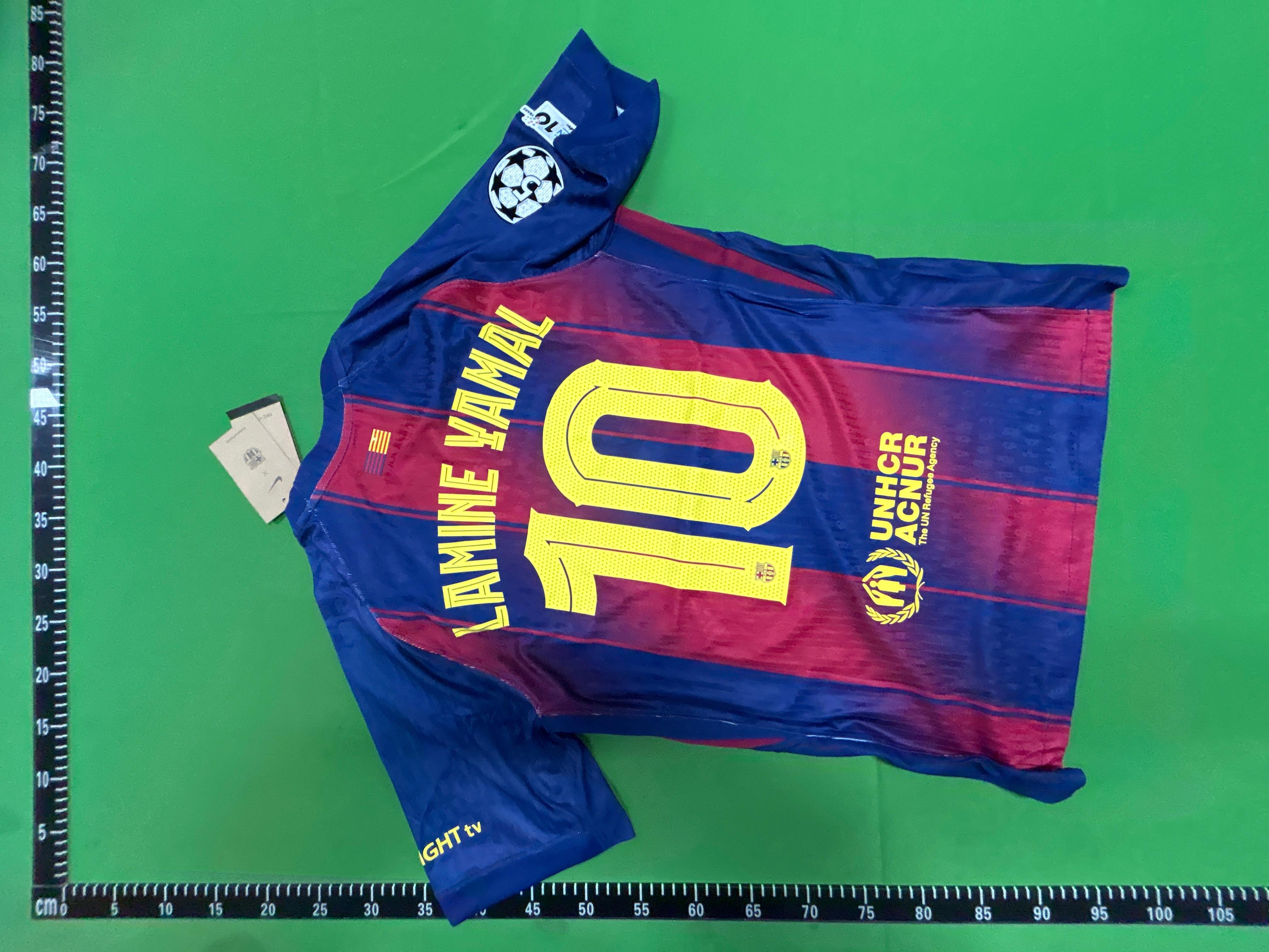 Foto QC 4 de Nike x FC Barcelona 2025/26 Away Player Jersey Gold
