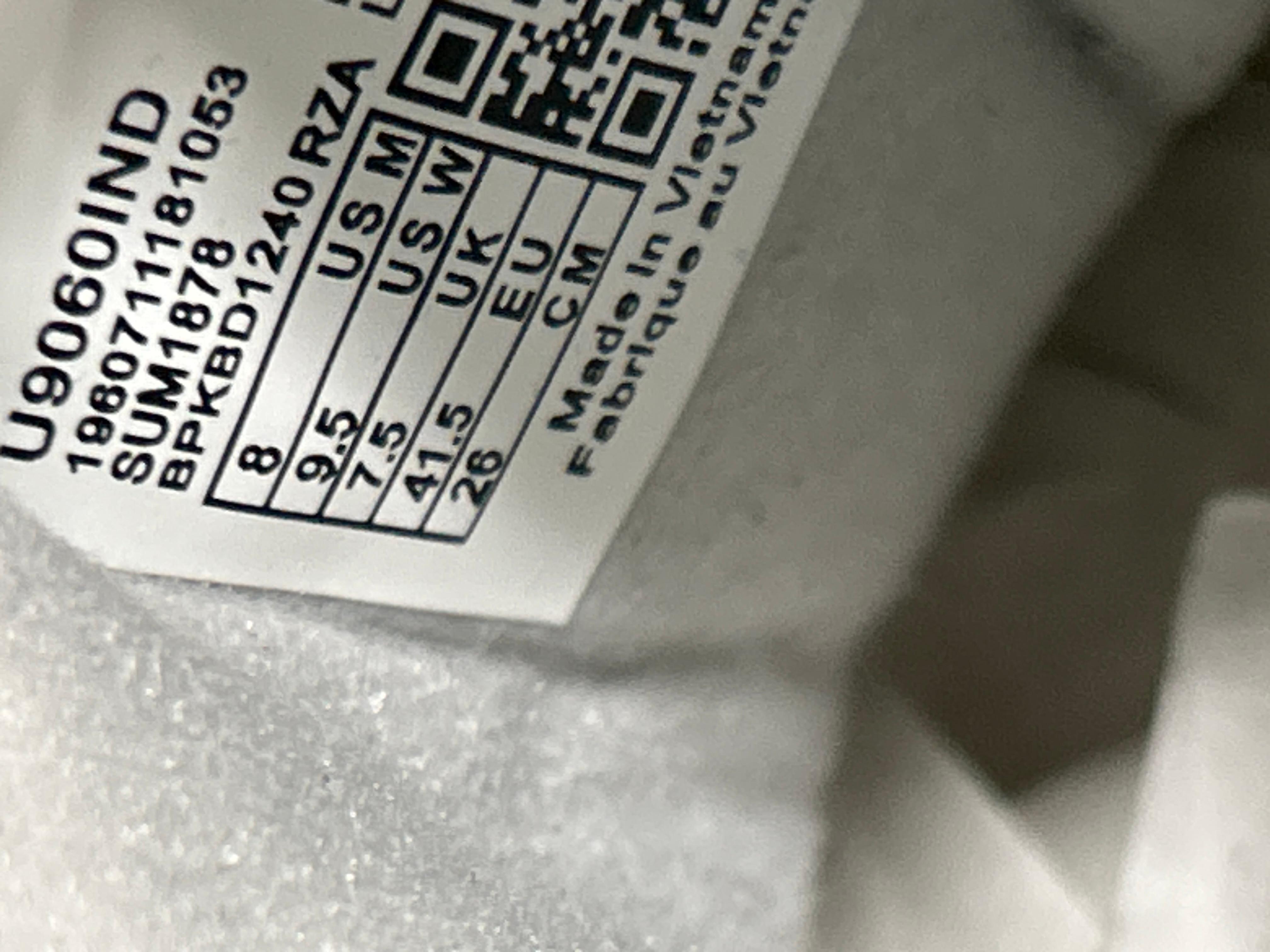 Foto QC 8 de New Balance 9060 Bricks & Wood Nothing Changed but the Address U9060BW1