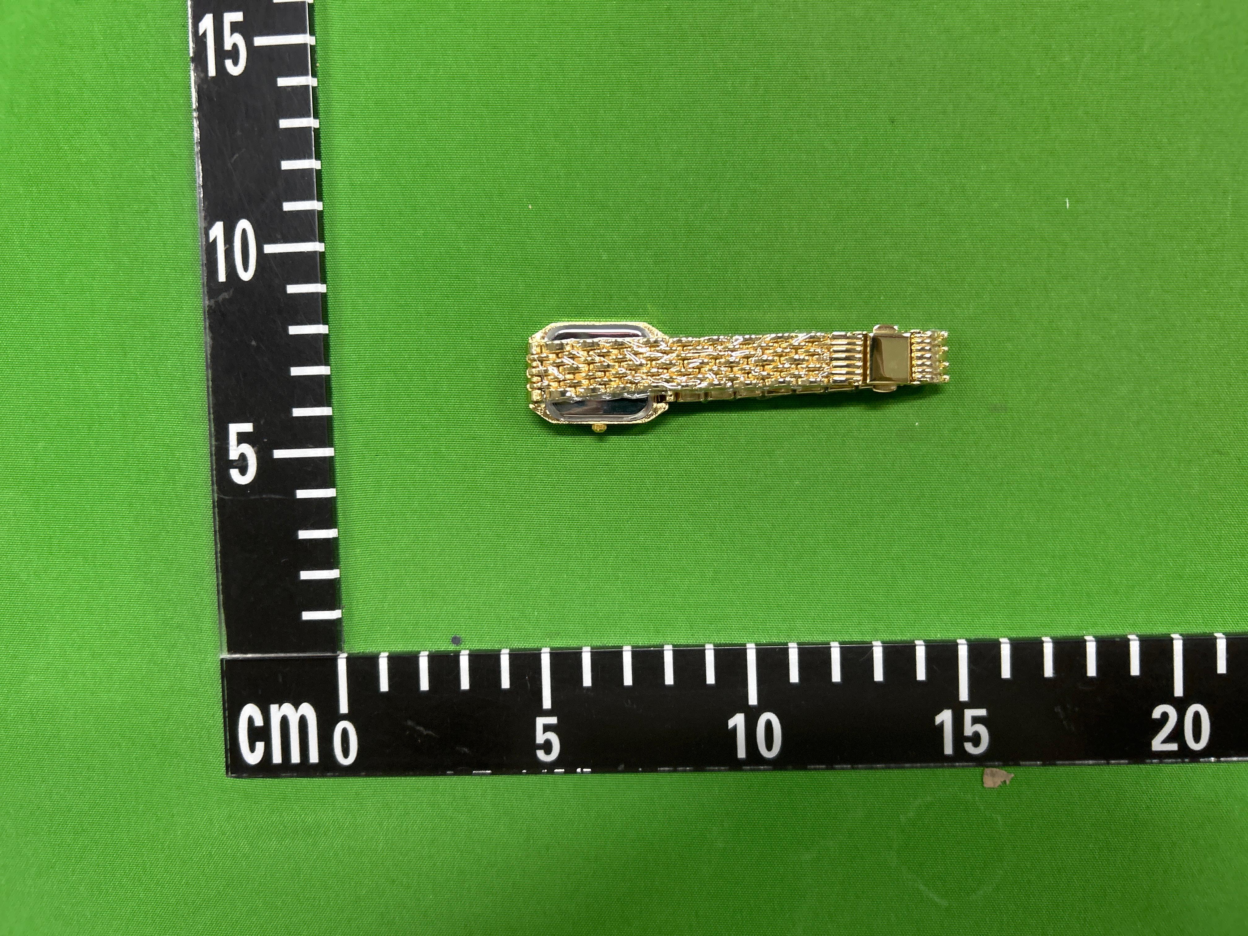 Foto QC 3 de MREURIO Quartz Watch